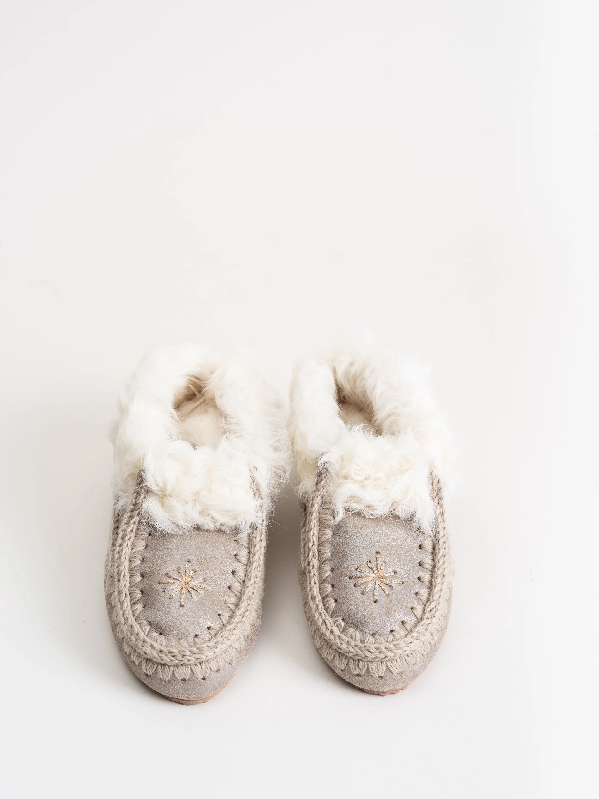 moccasin - Image 4