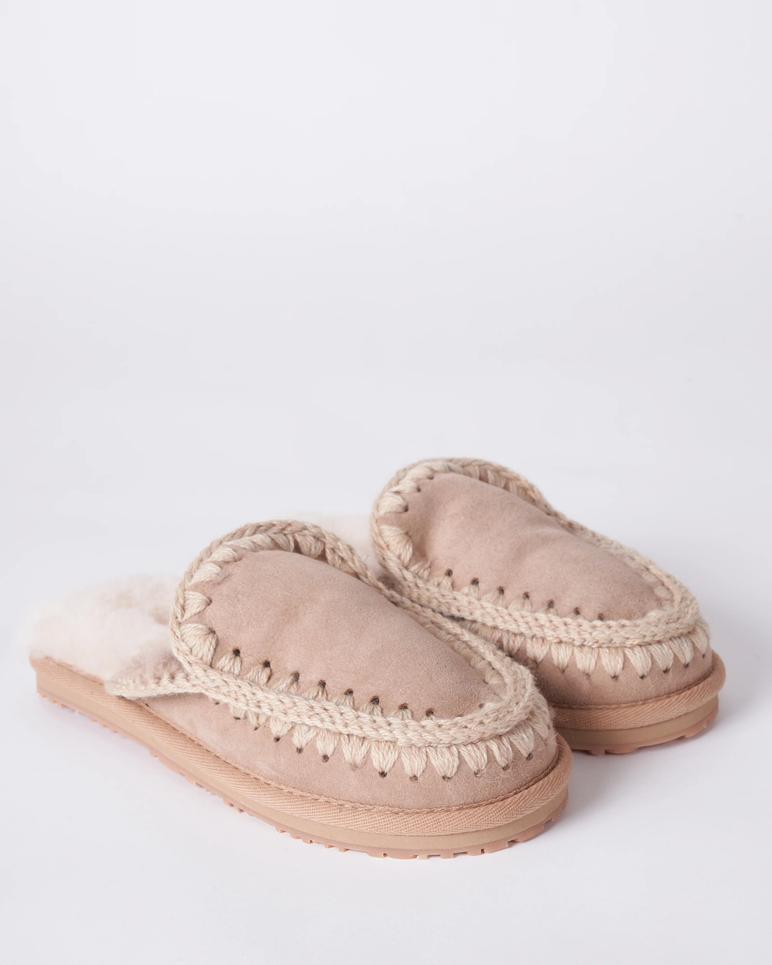 suede slipper full eskimo stitch - cam