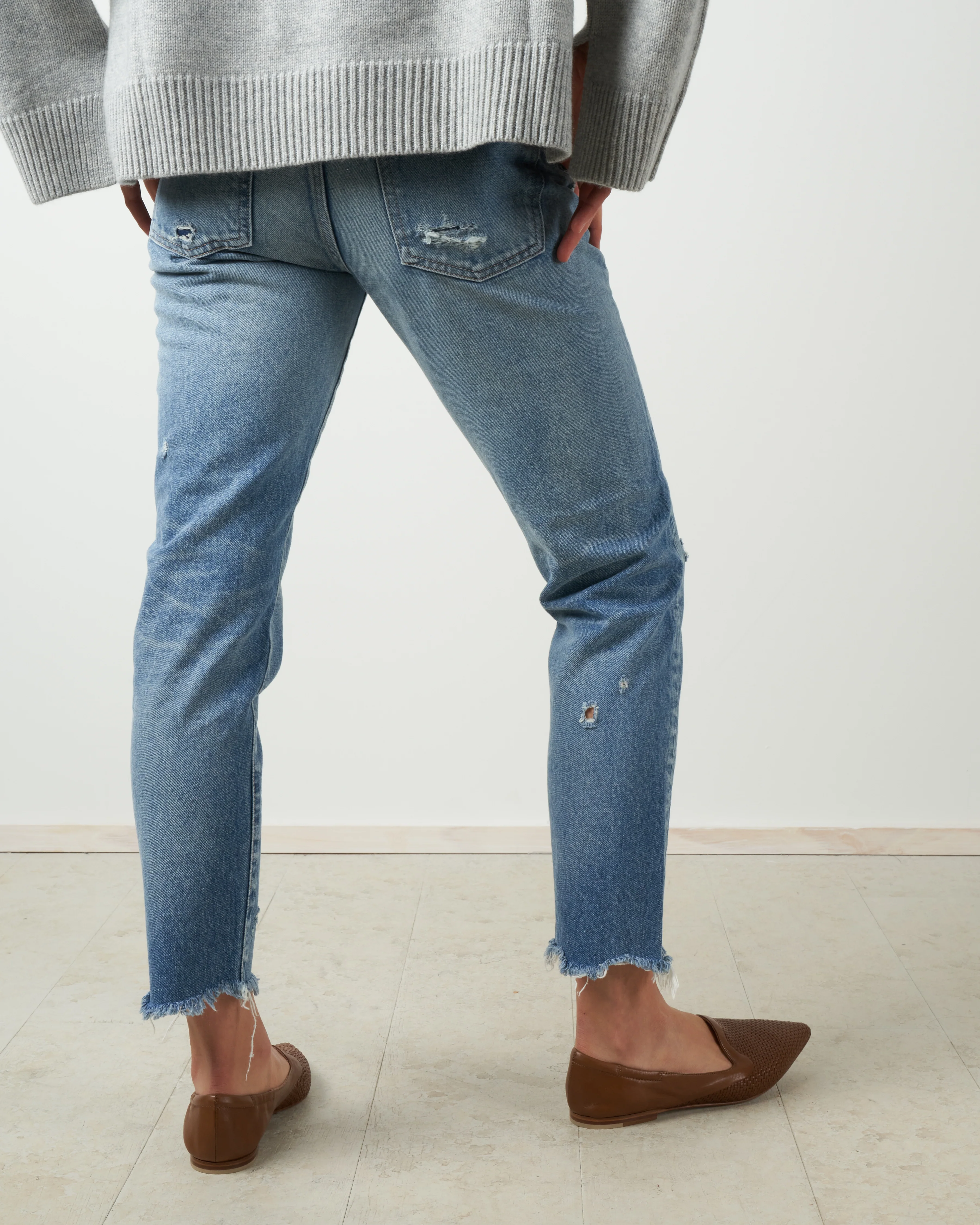mv kelley tapered jean - light blue - Image 3