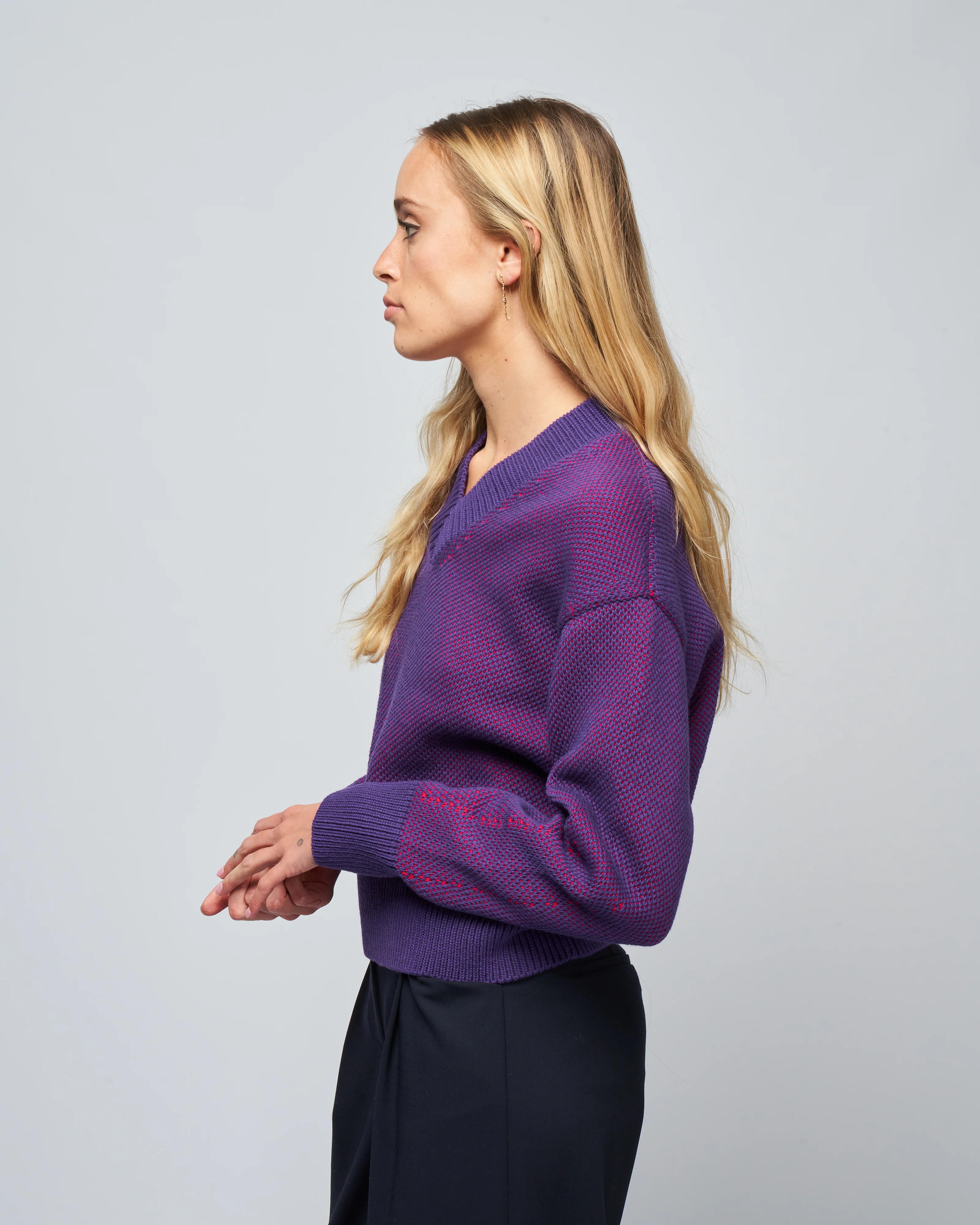 alice v-neck sweater - raspberry - Image 3