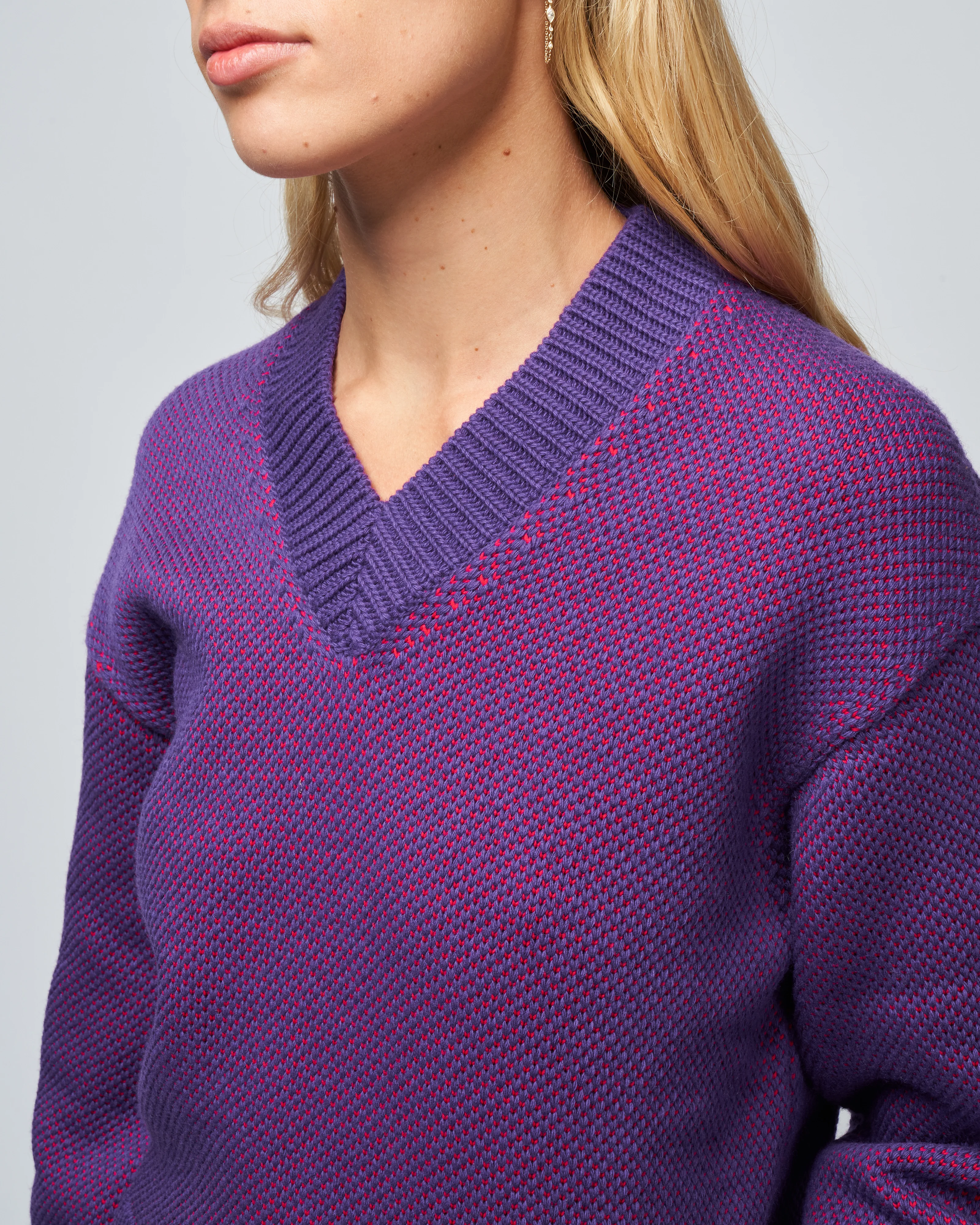 alice v-neck sweater - raspberry - Image 5