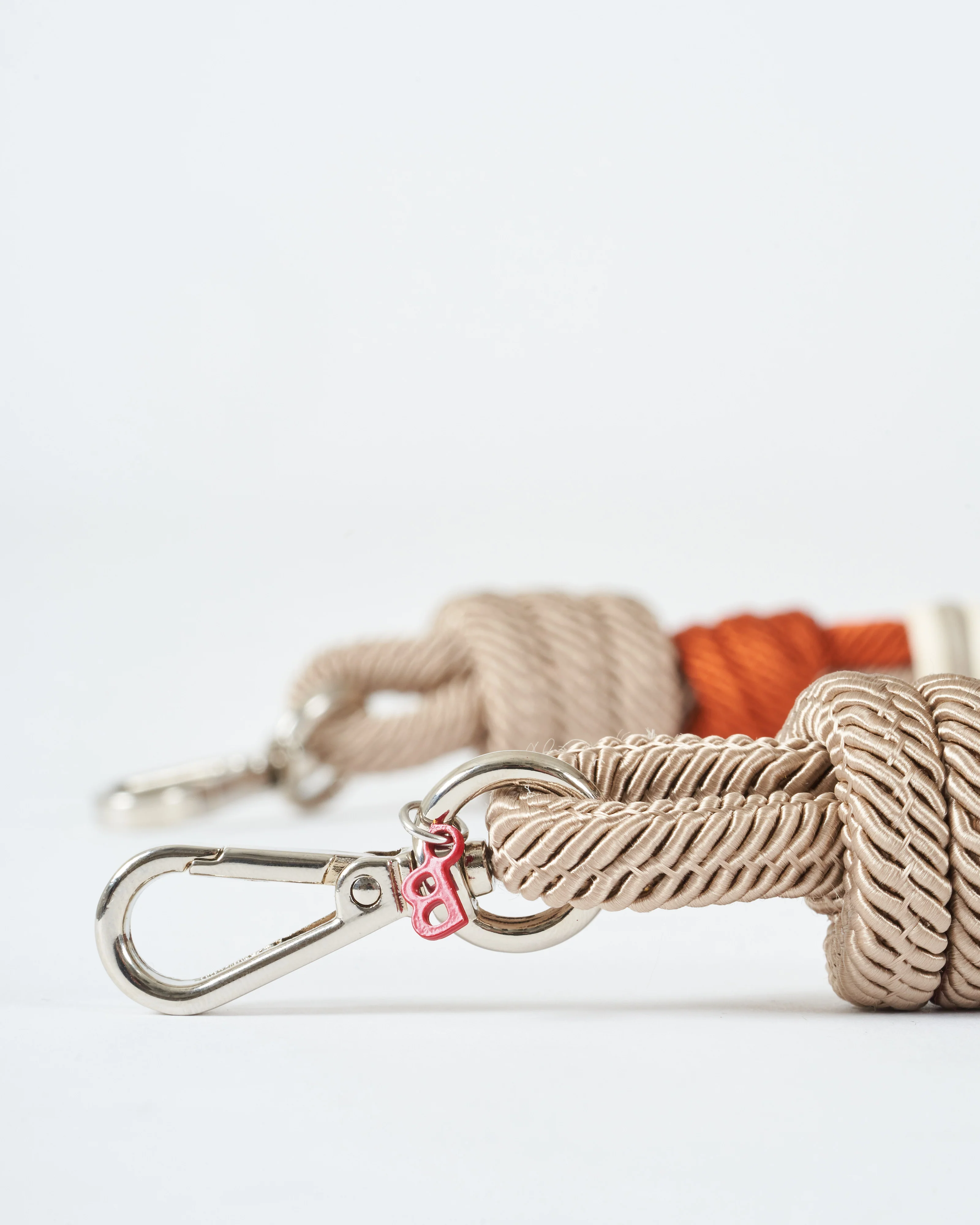 alice strap short - Image 4