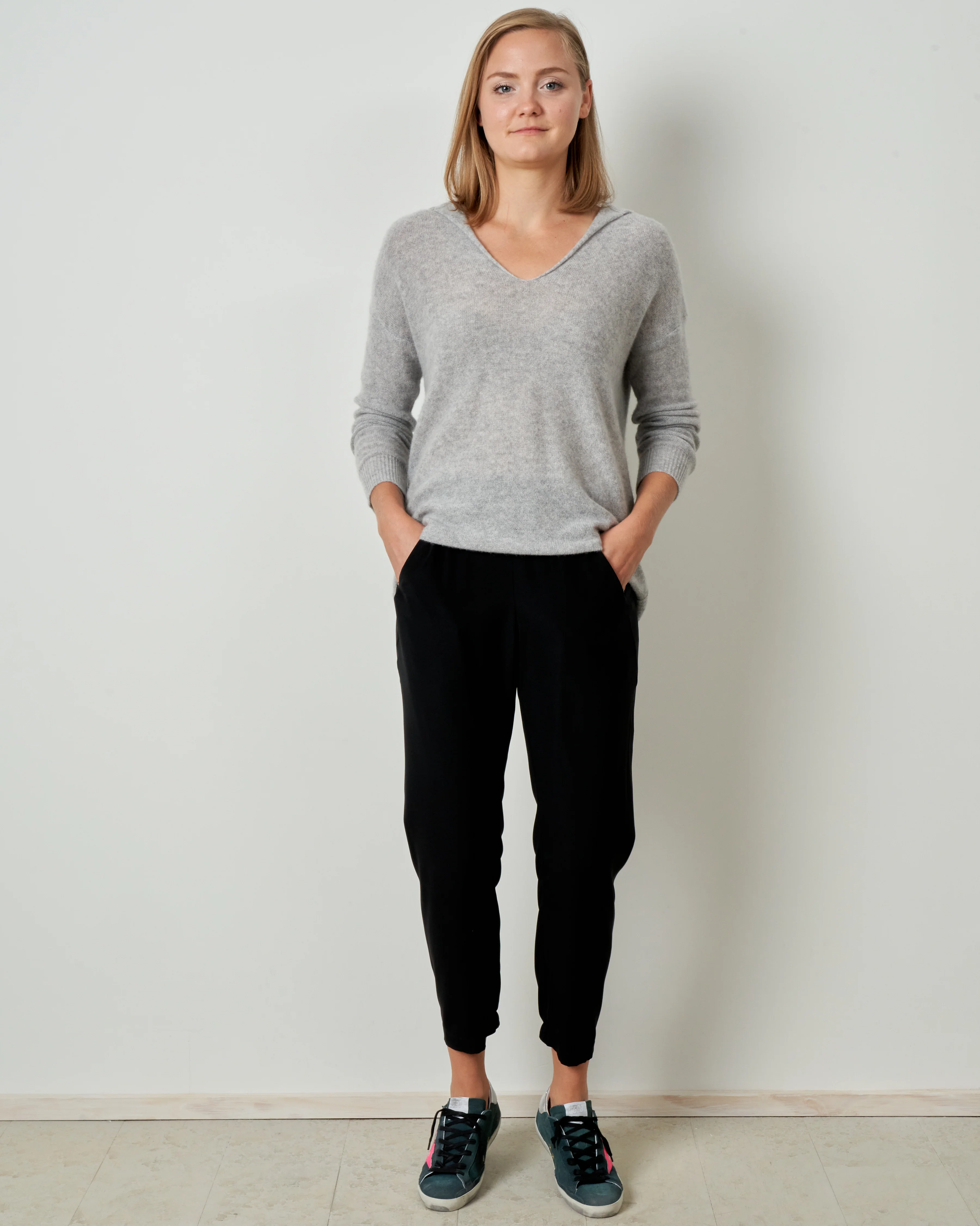 v neck pullover hoodie - cement - Image 4
