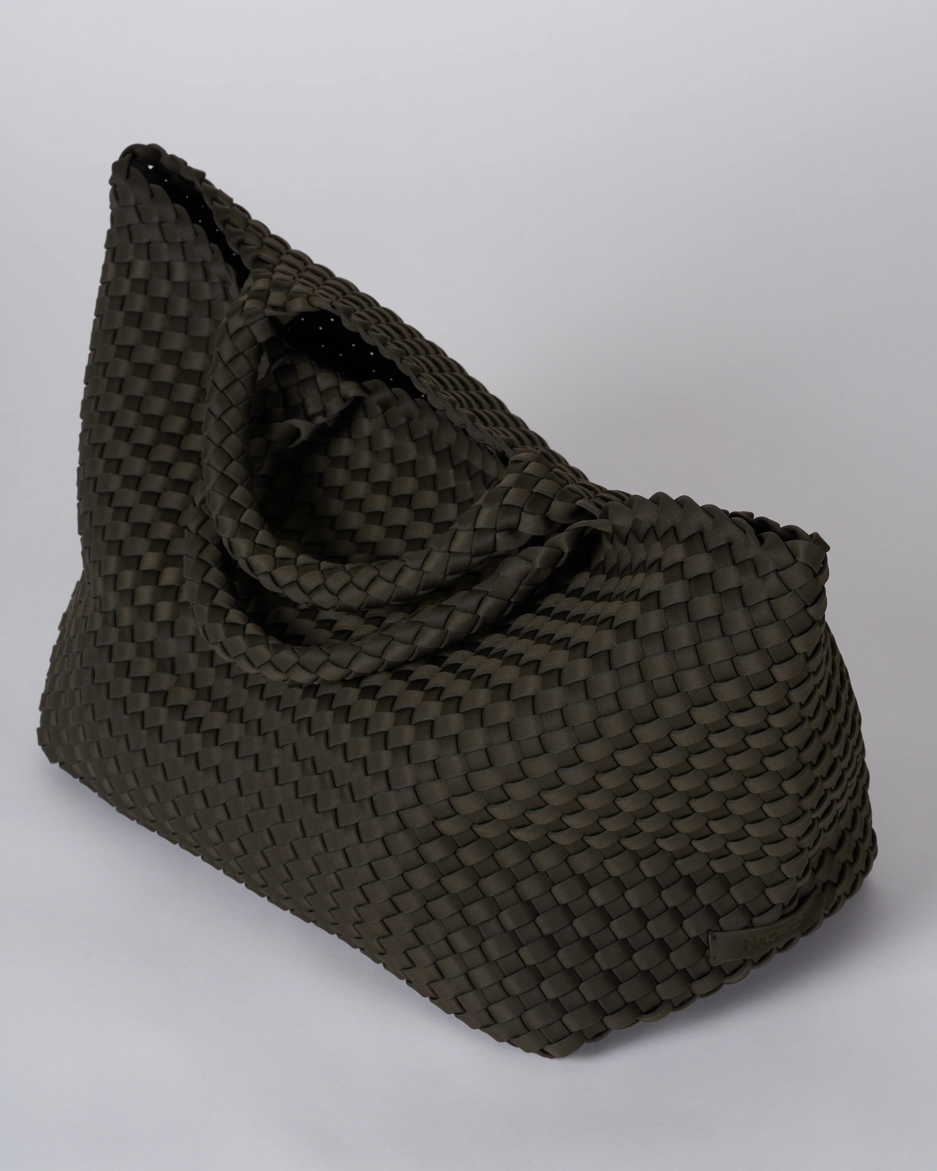 st barths medium tote - moss - Image 10