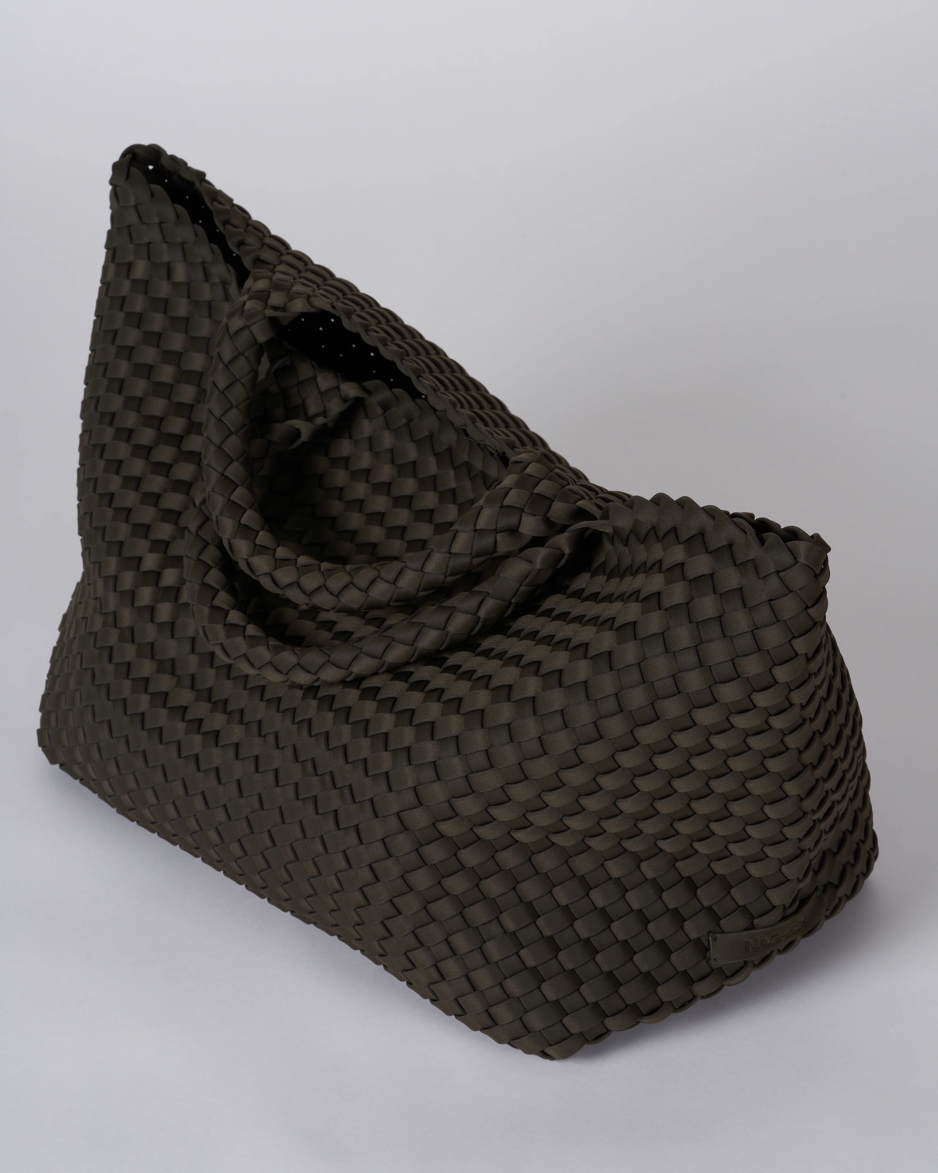 st barths medium tote - moss - Image 11