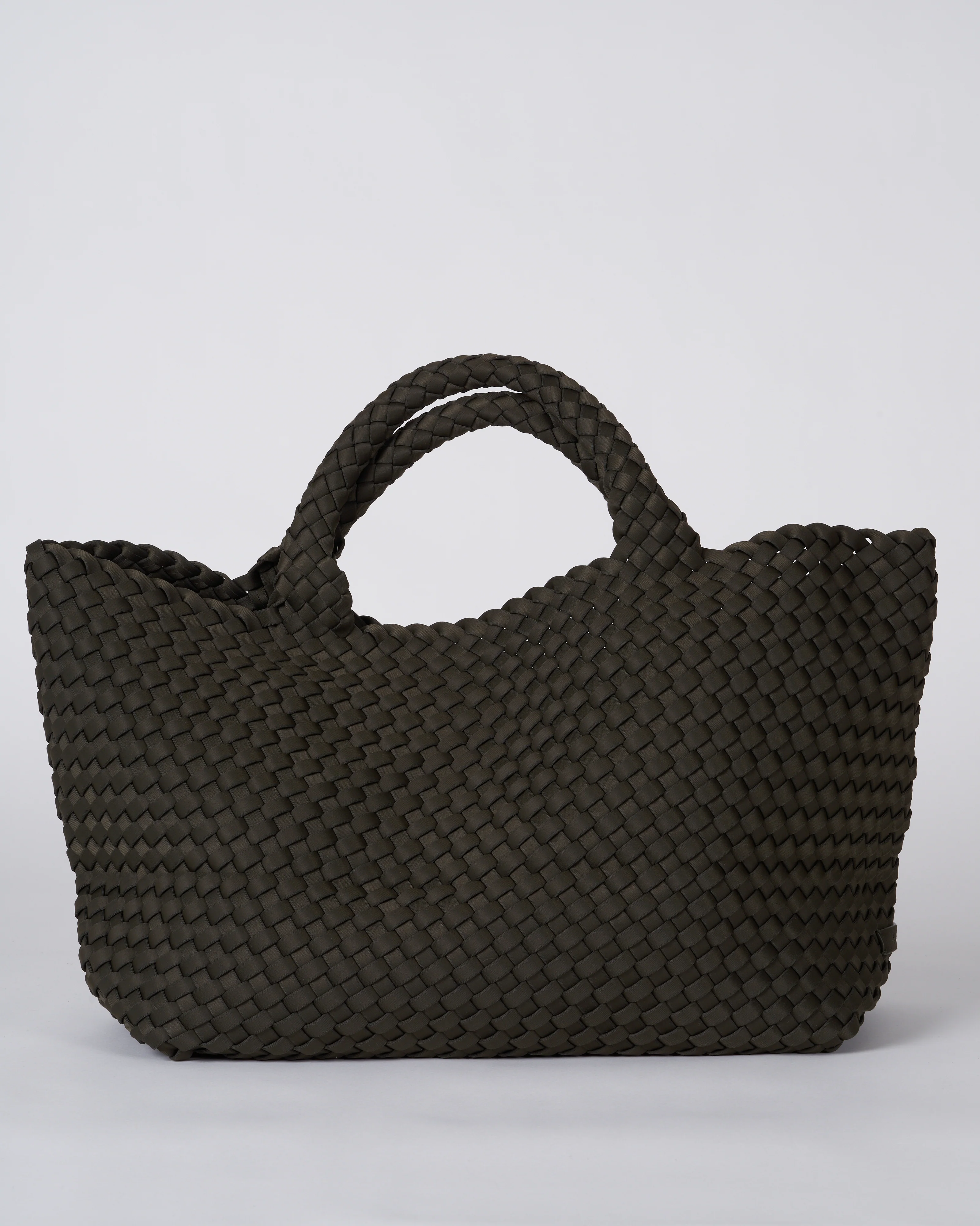 st barths medium tote - moss - Image 8