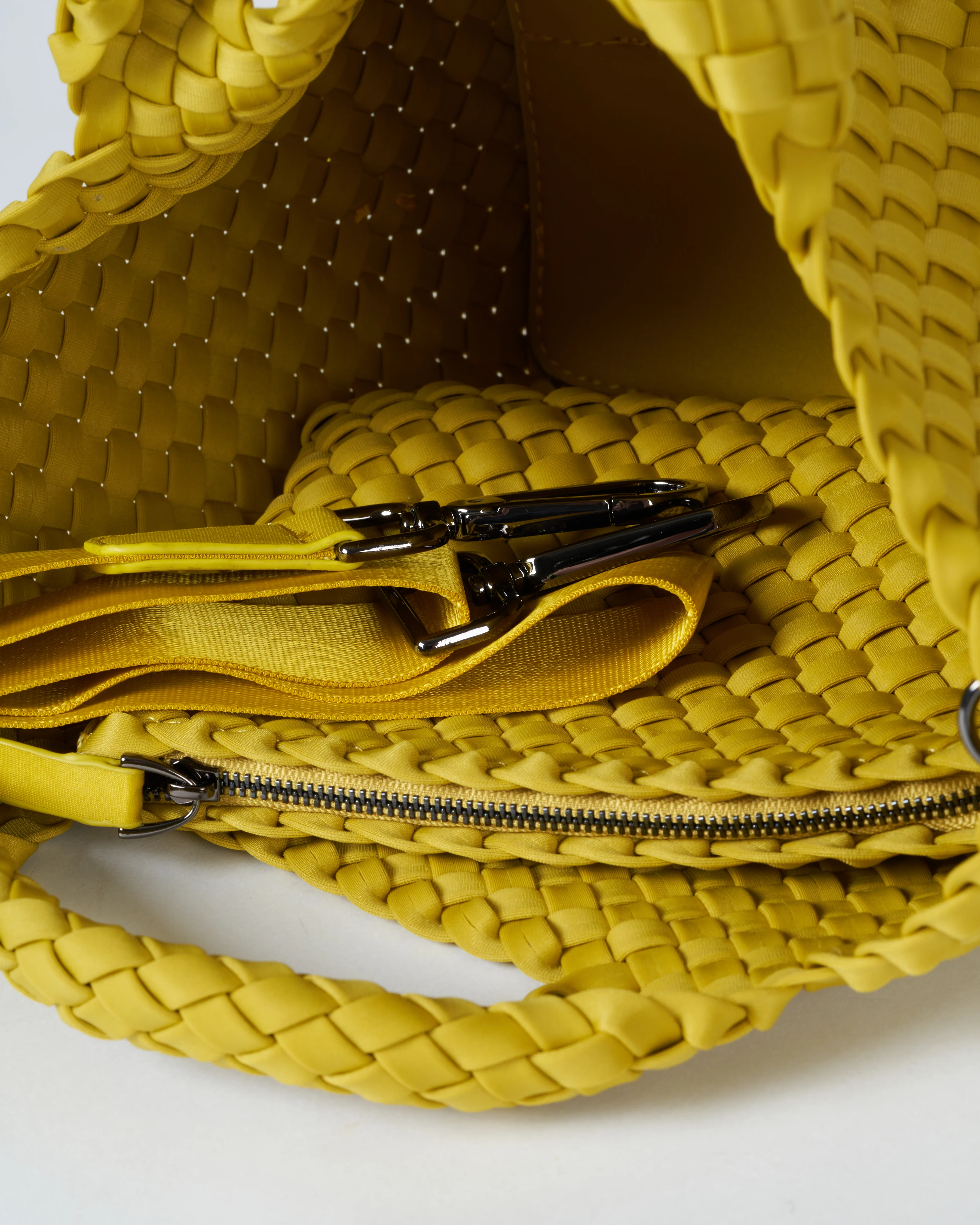 st barths mini tote - ochre - Image 6