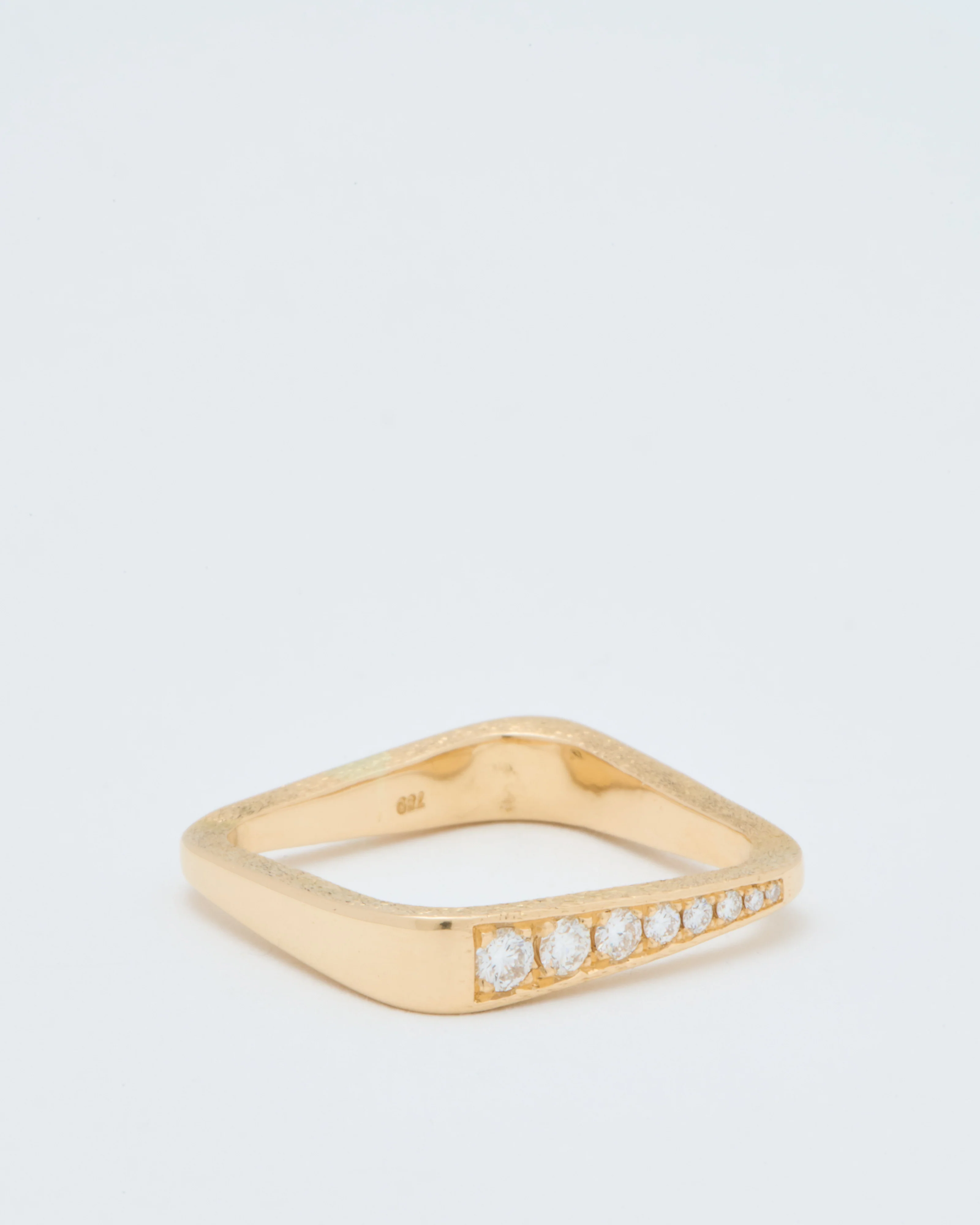 square ring in single side progression - Image 2