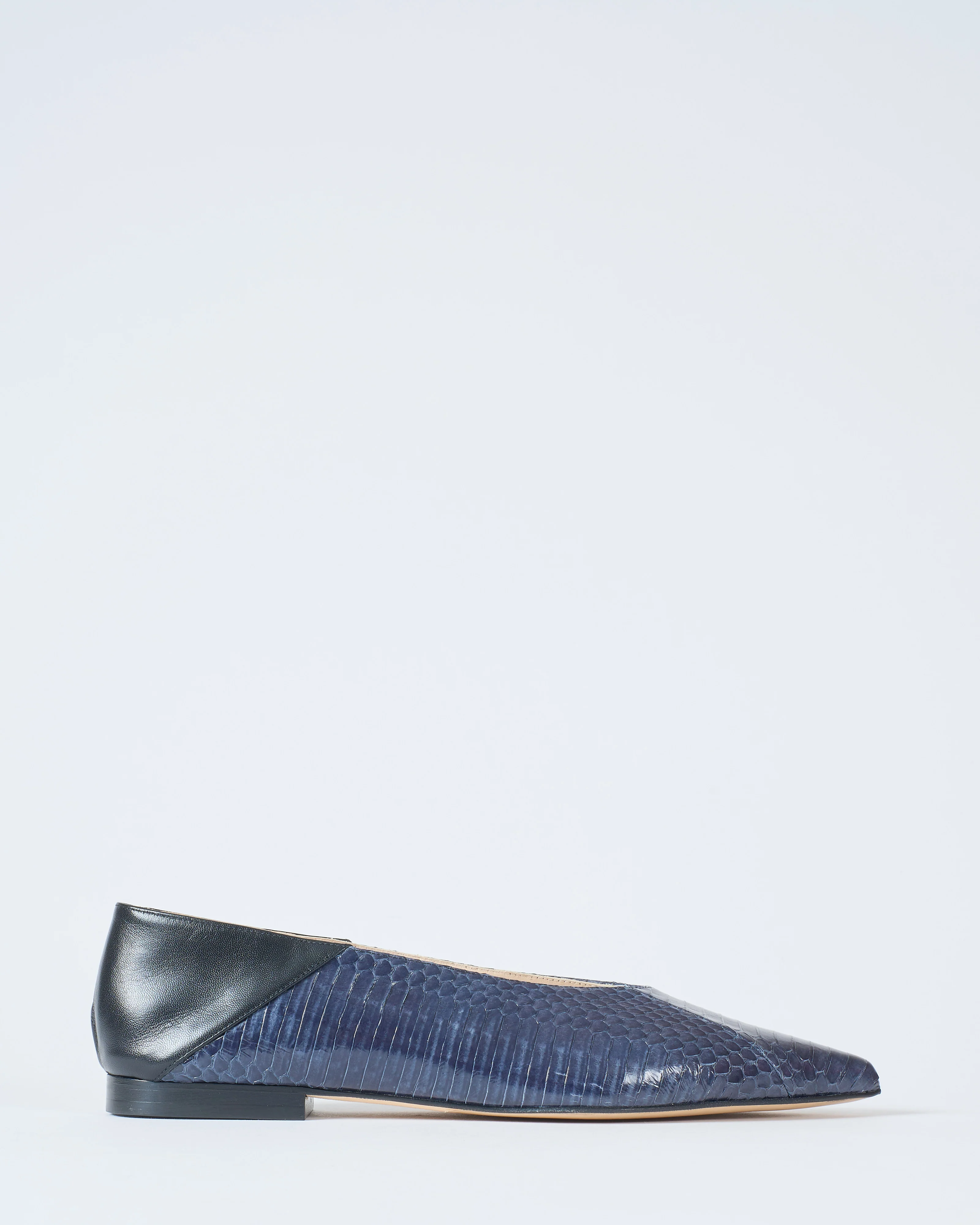 pointed toe flat - Image 2
