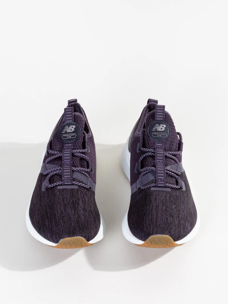fresh foam lazr sneaker - Image 3