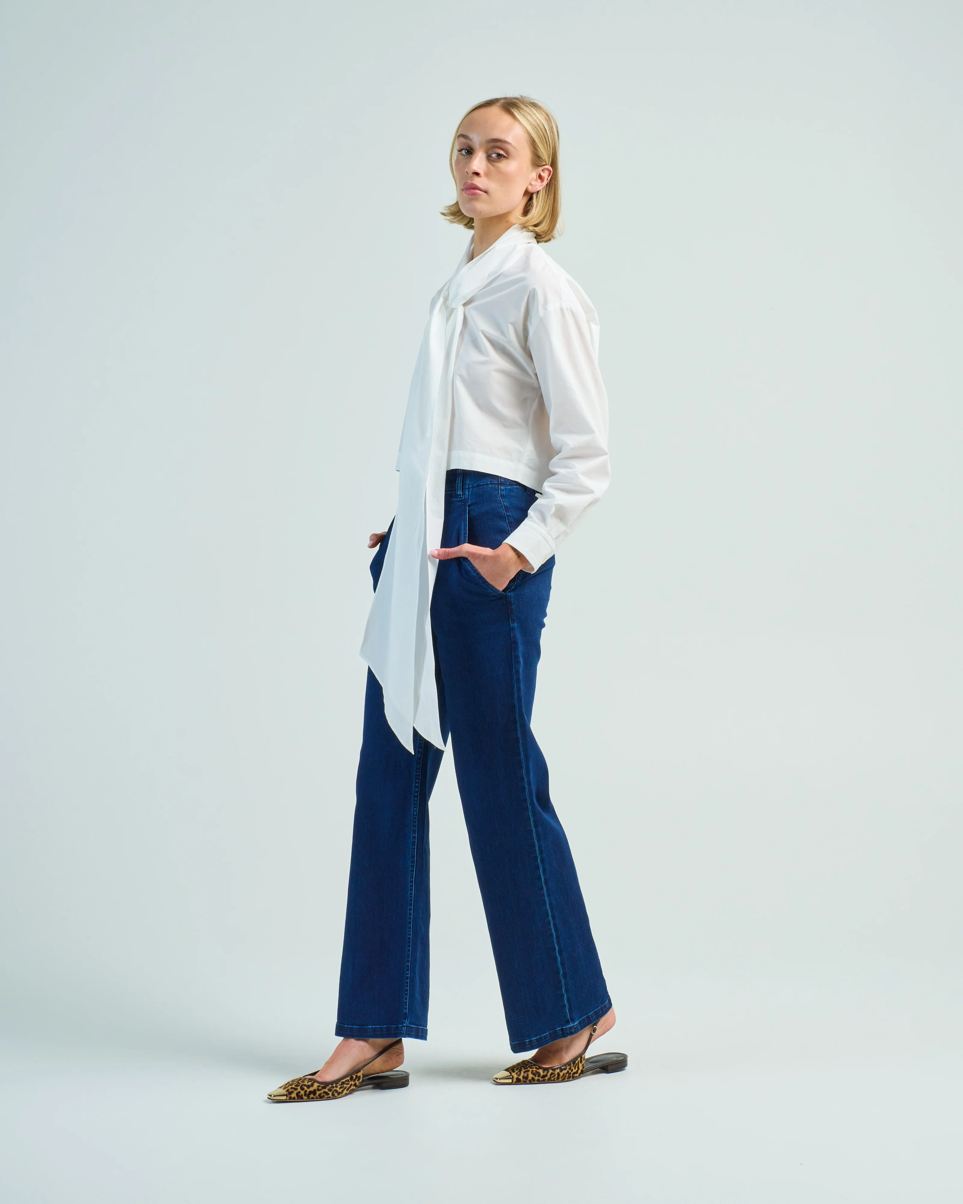 blouse with detachable scarf - Image 3