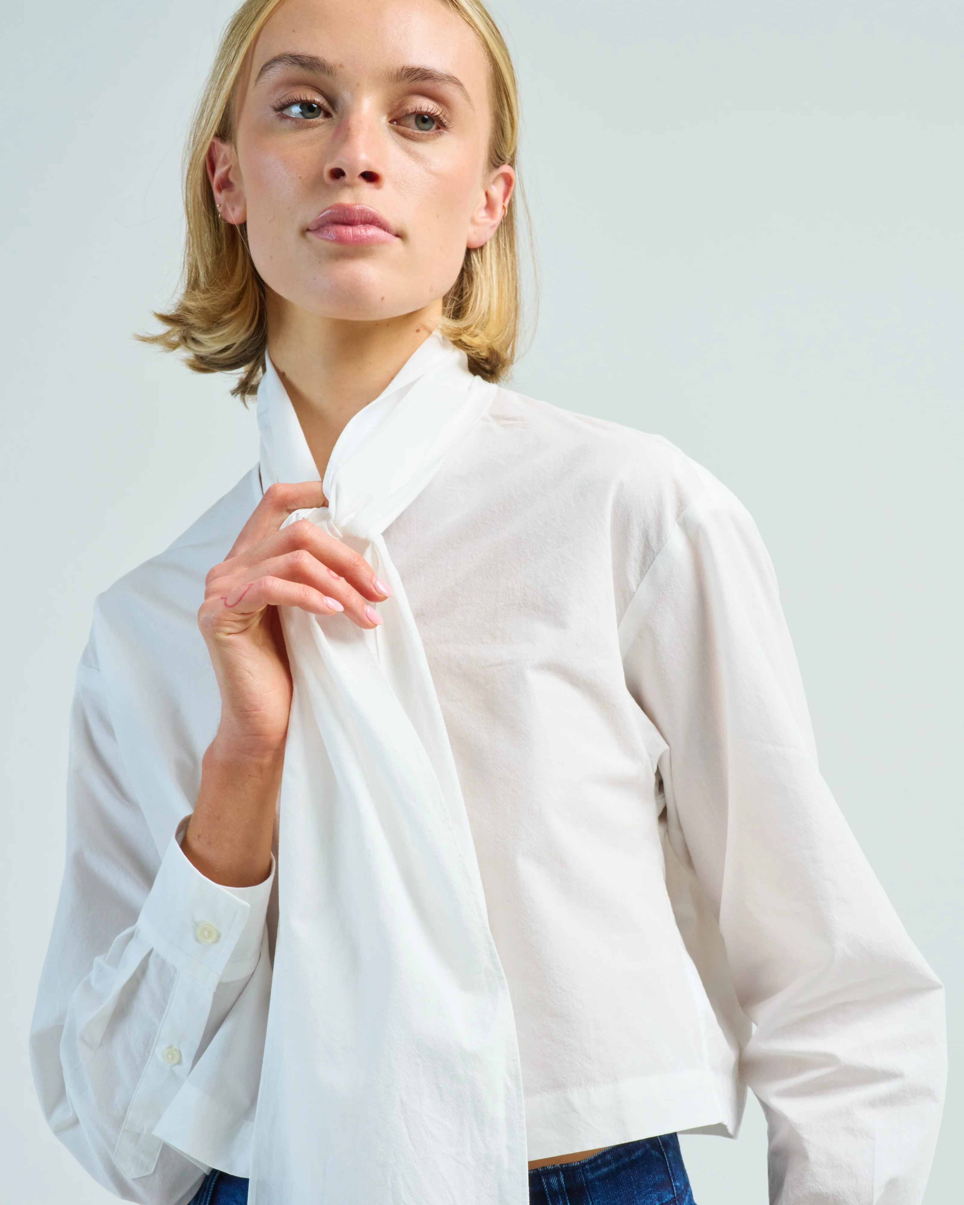 blouse with detachable scarf - Image 5