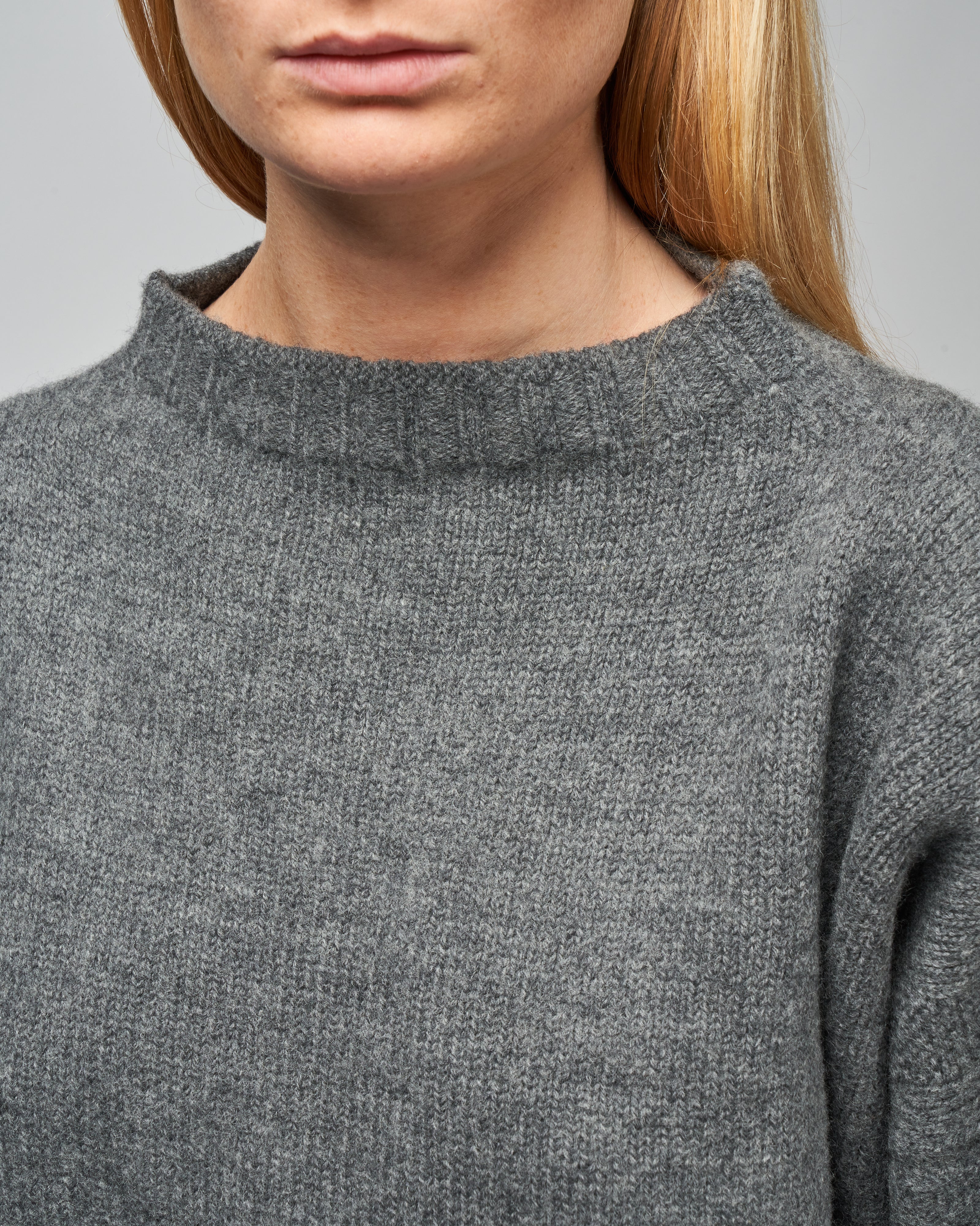 flat knit low gauge sweater - grey - Image 5