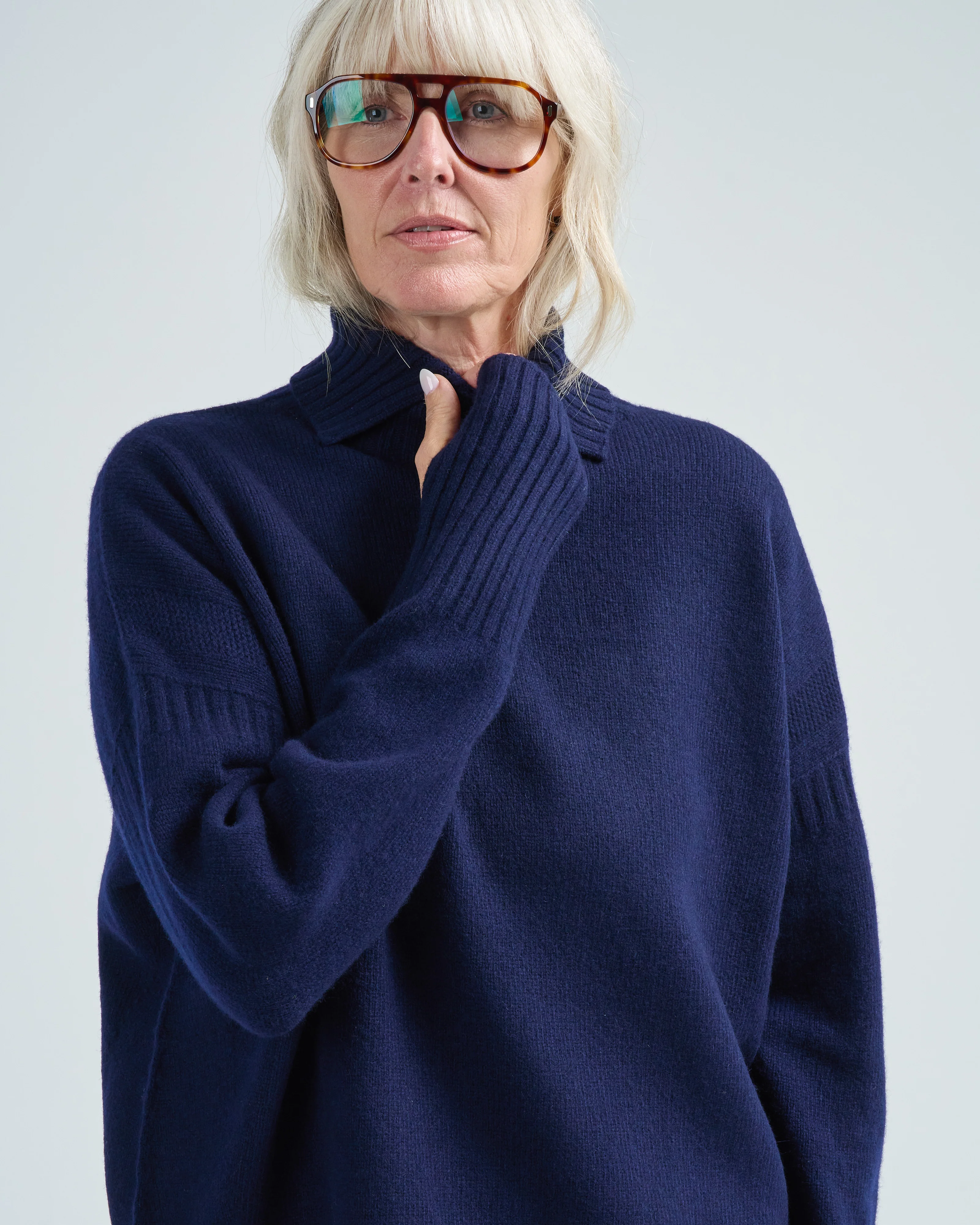 low gauge reversible turtleneck - Image 2