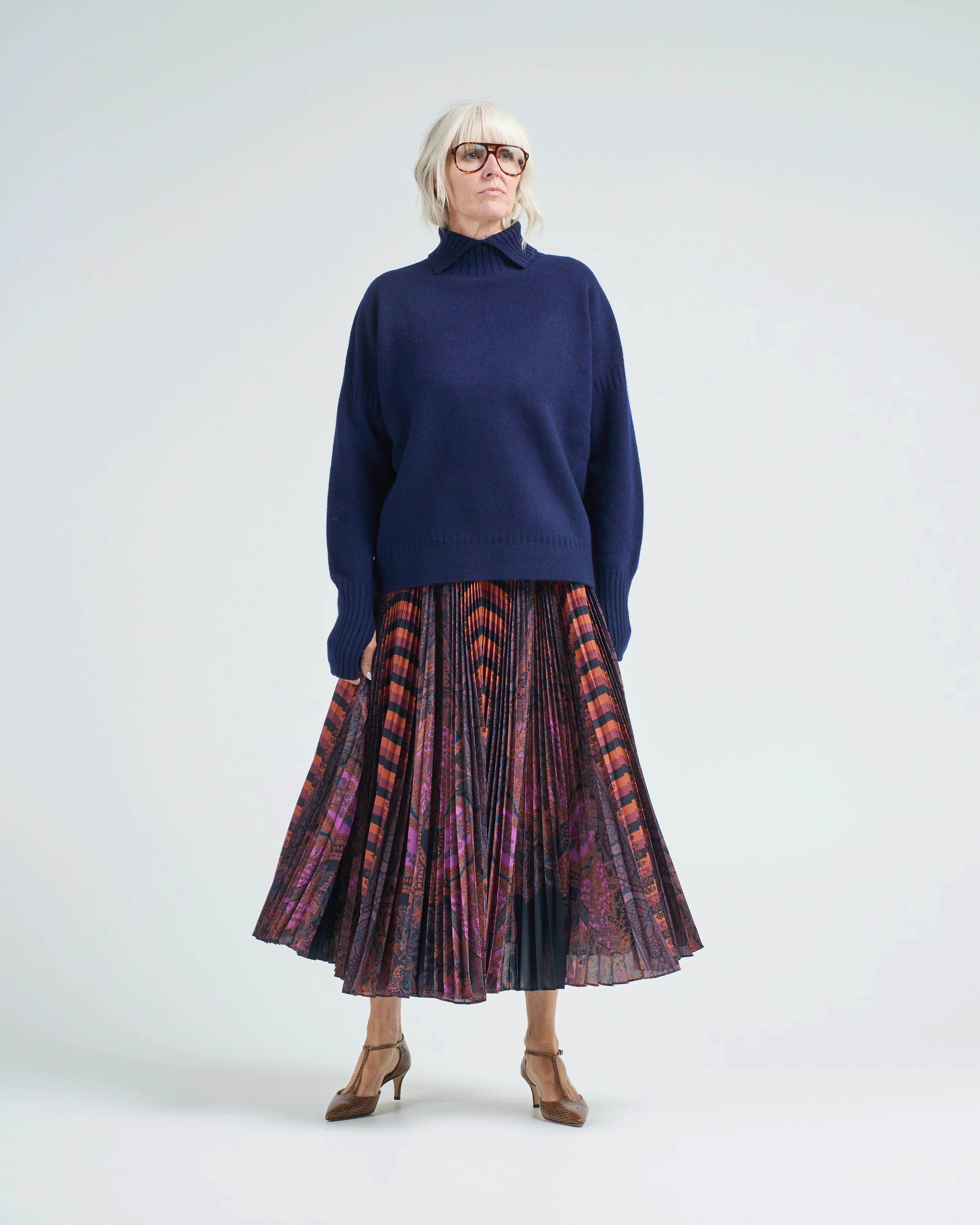 low gauge reversible turtleneck - Image 4