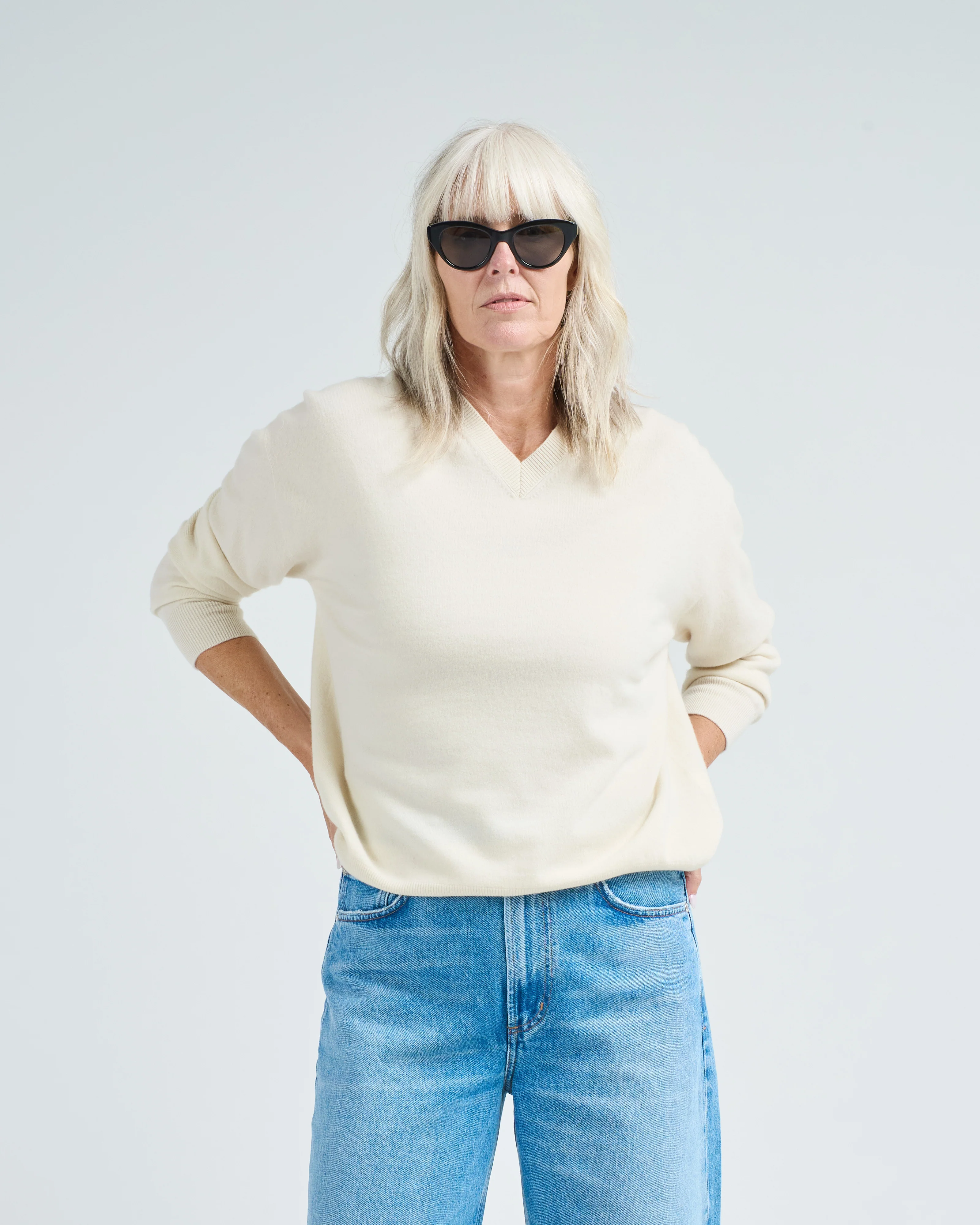 middle gauge v neck - Image 2