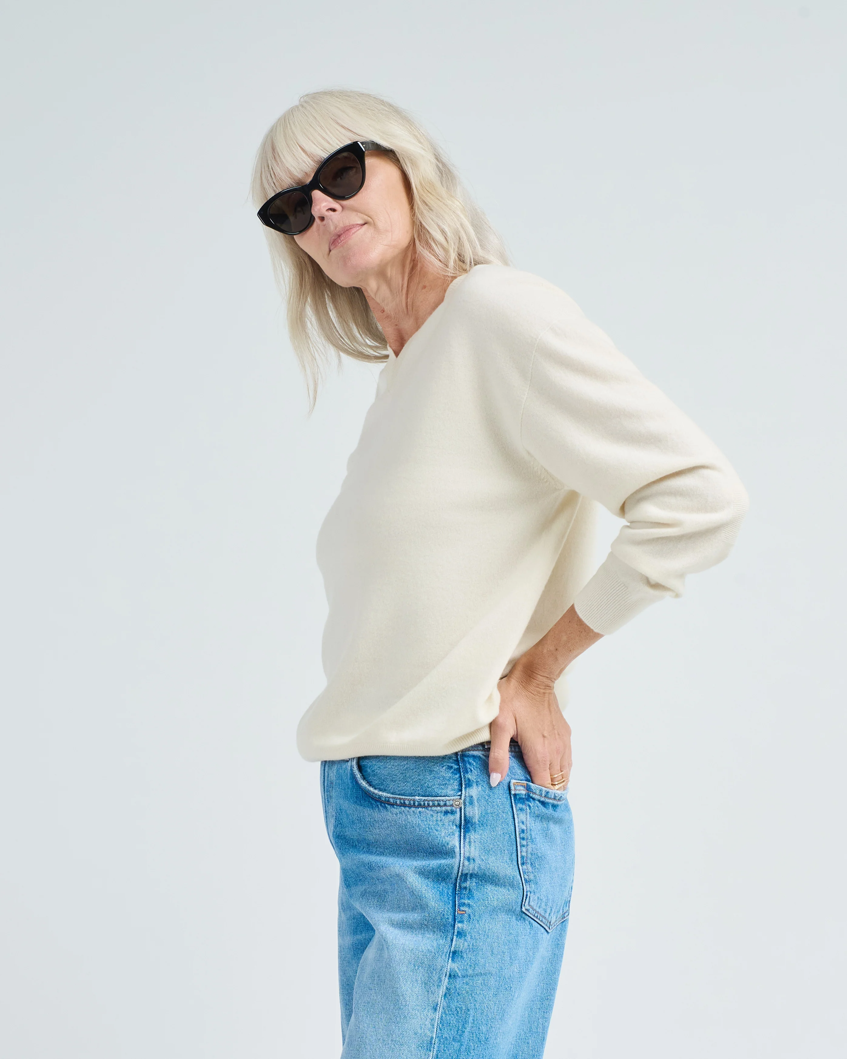 middle gauge v neck - Image 3