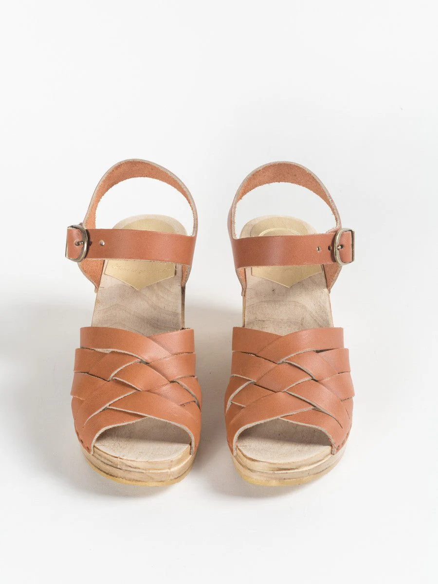huarache clog - caramel - Image 3