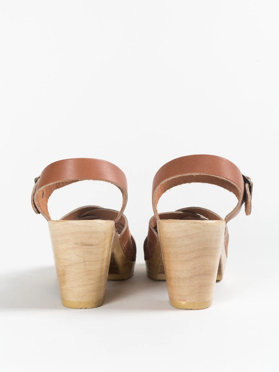 huarache clog - caramel - Image 4