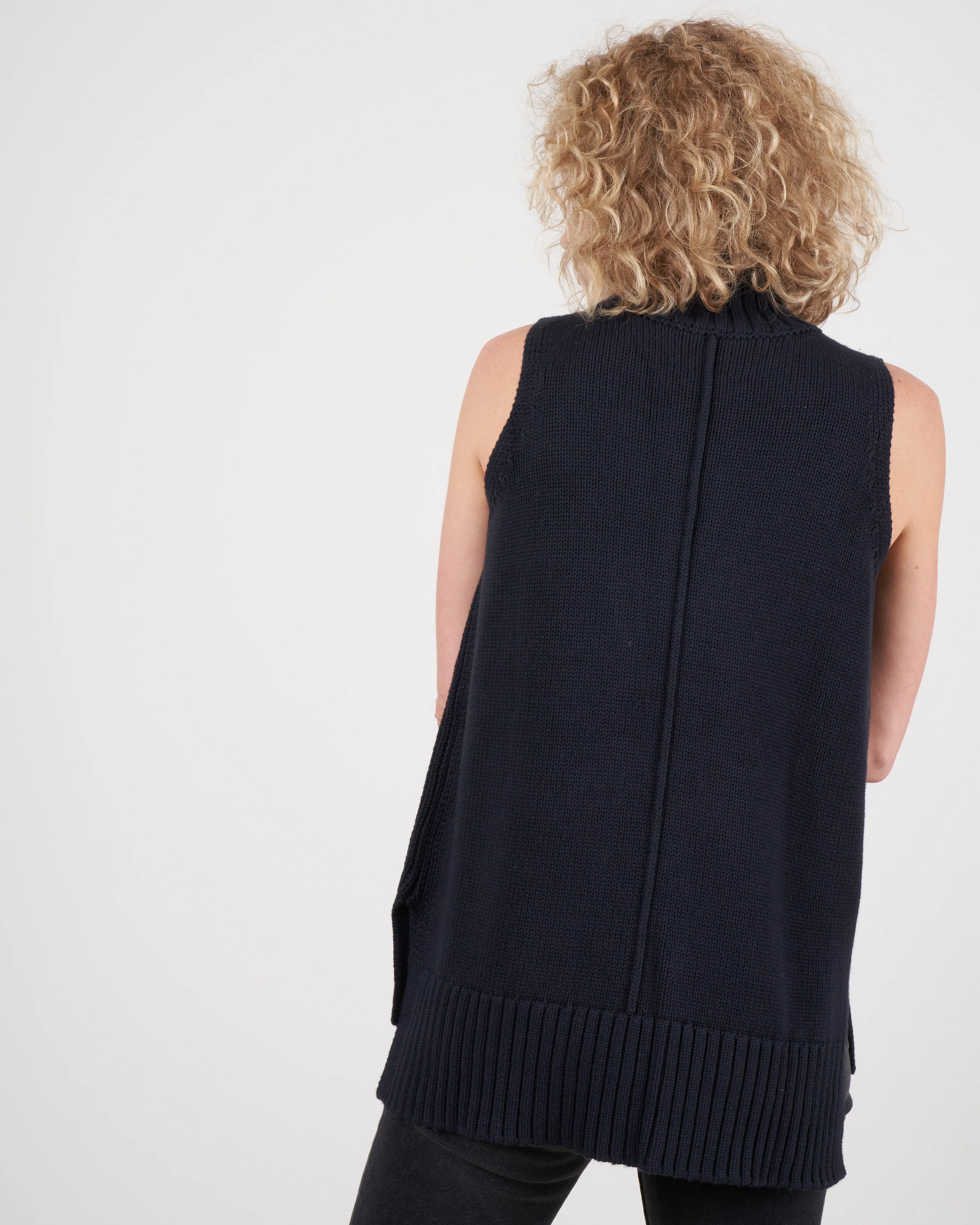 anna sleeveless turtleneck - navy - Image 4