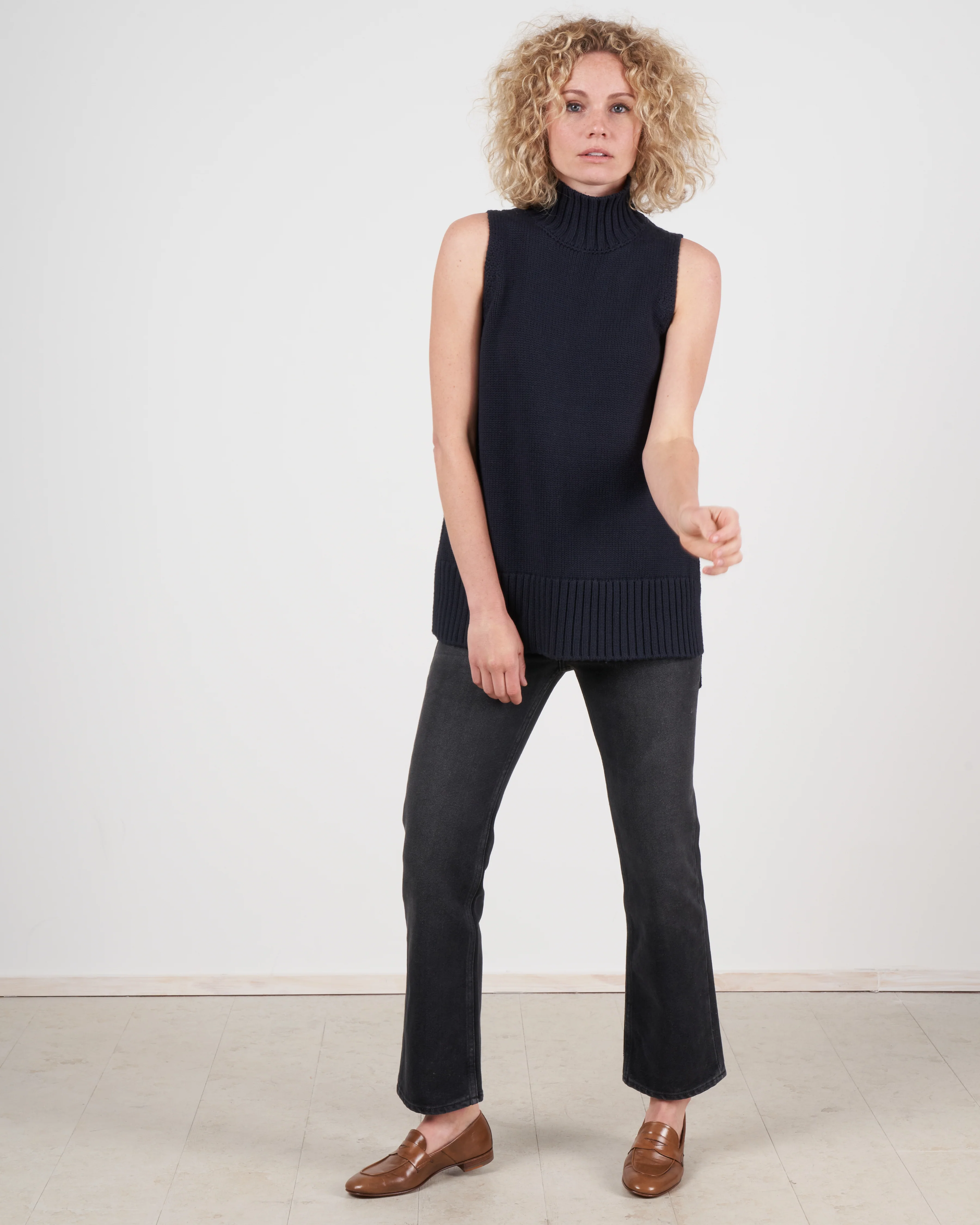 anna sleeveless turtleneck - navy - Image 6