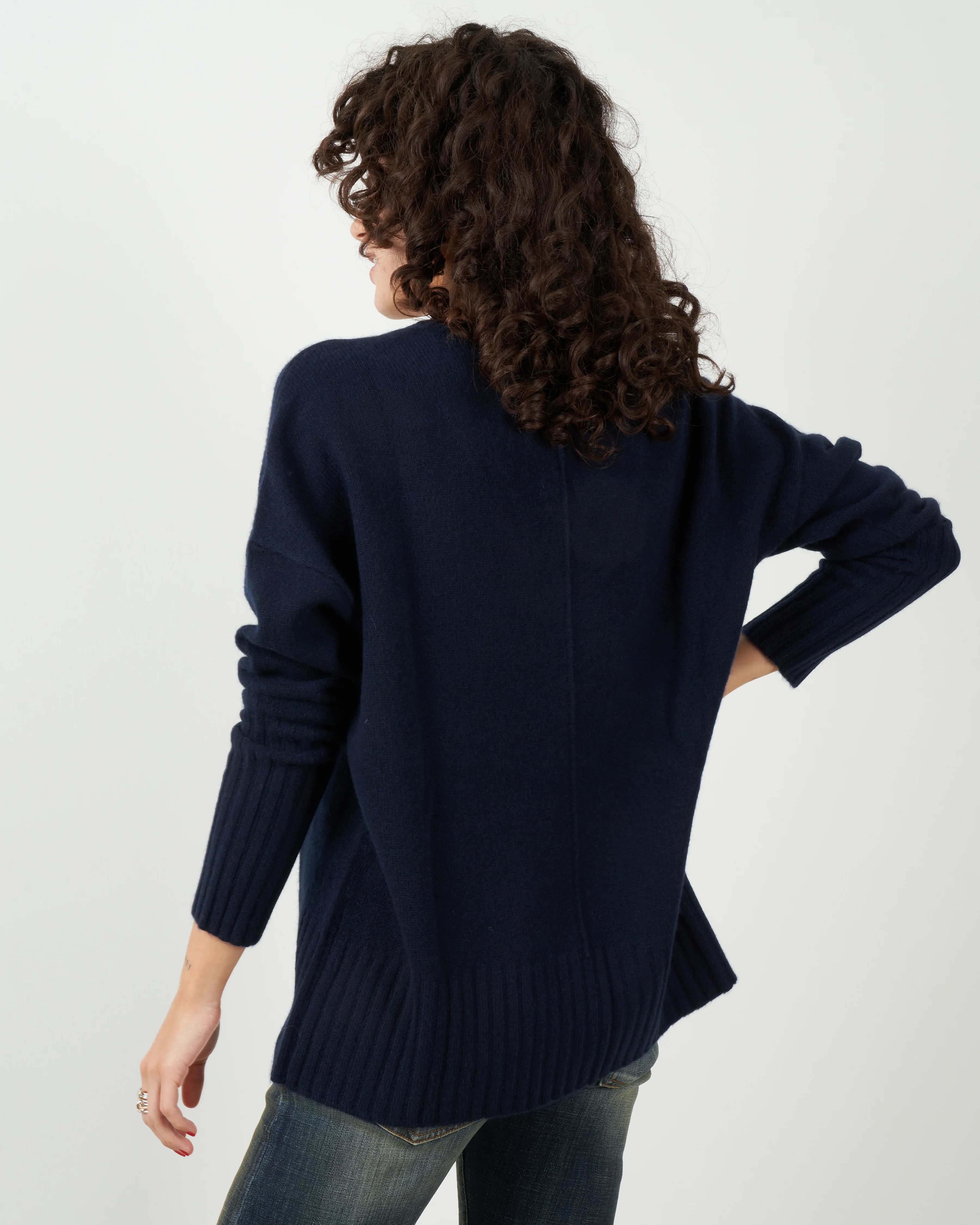 ella v-neck cashmere sweater - navy - Image 3