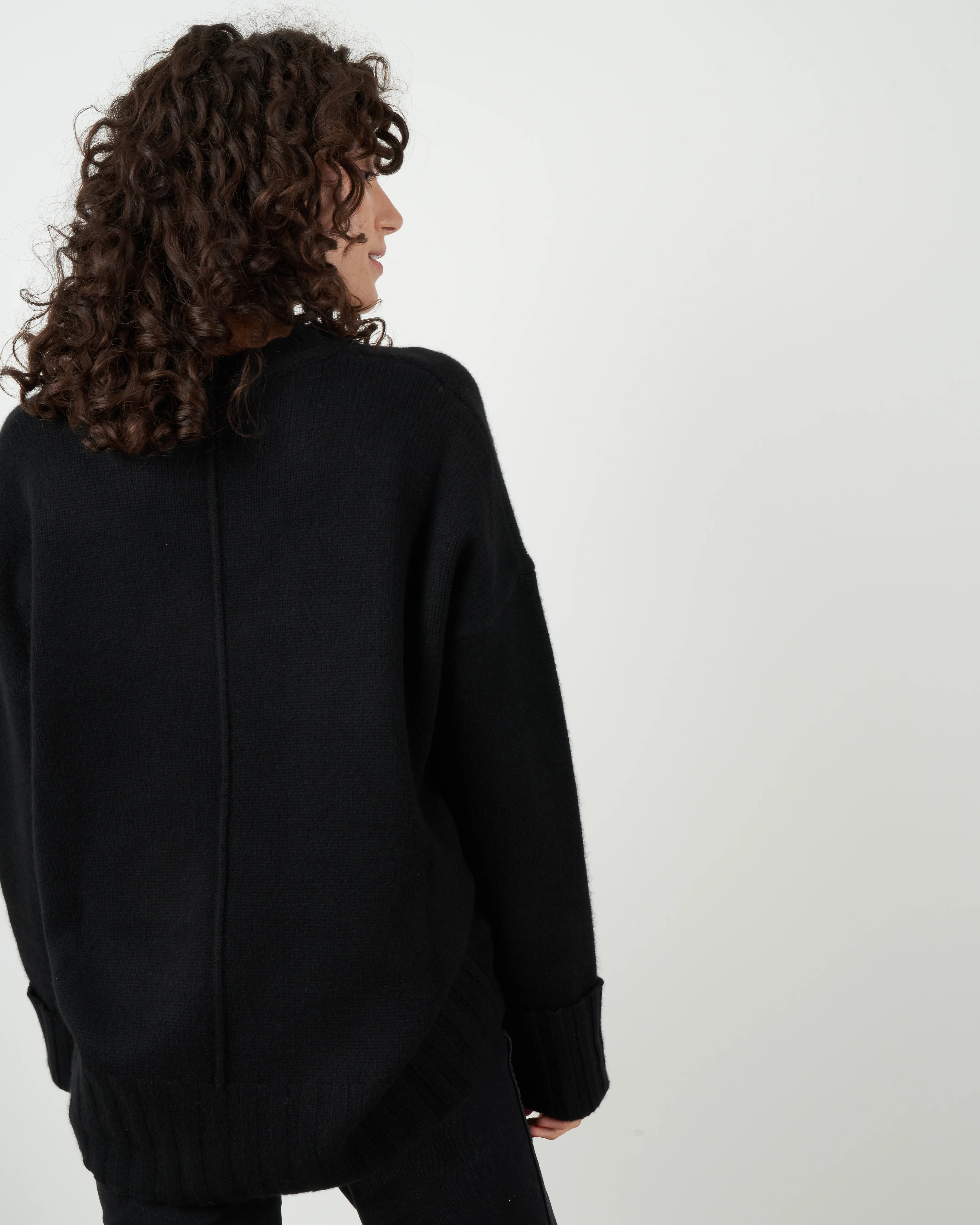 mila cashmere crew - black - Image 3