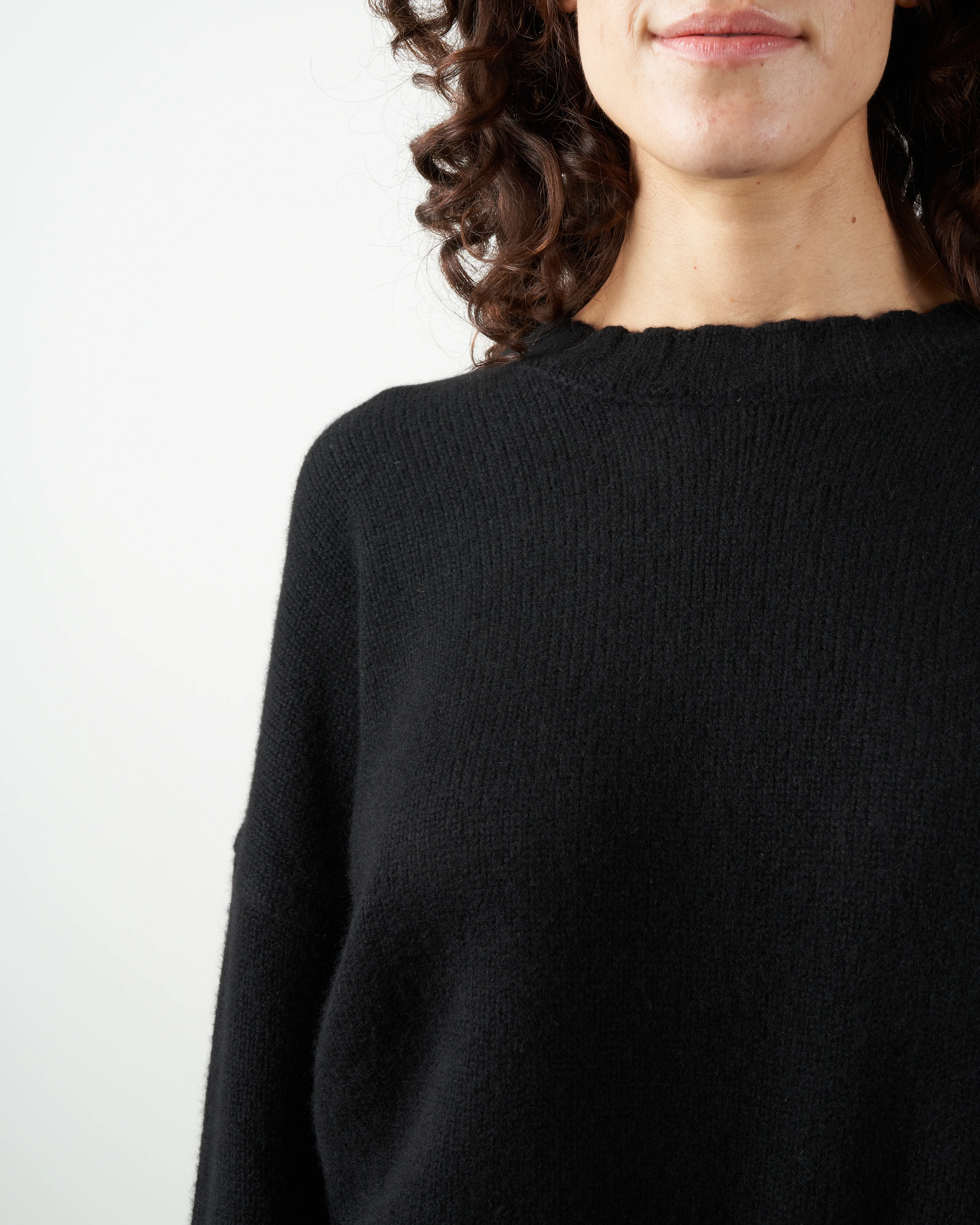 mila cashmere crew - black - Image 5