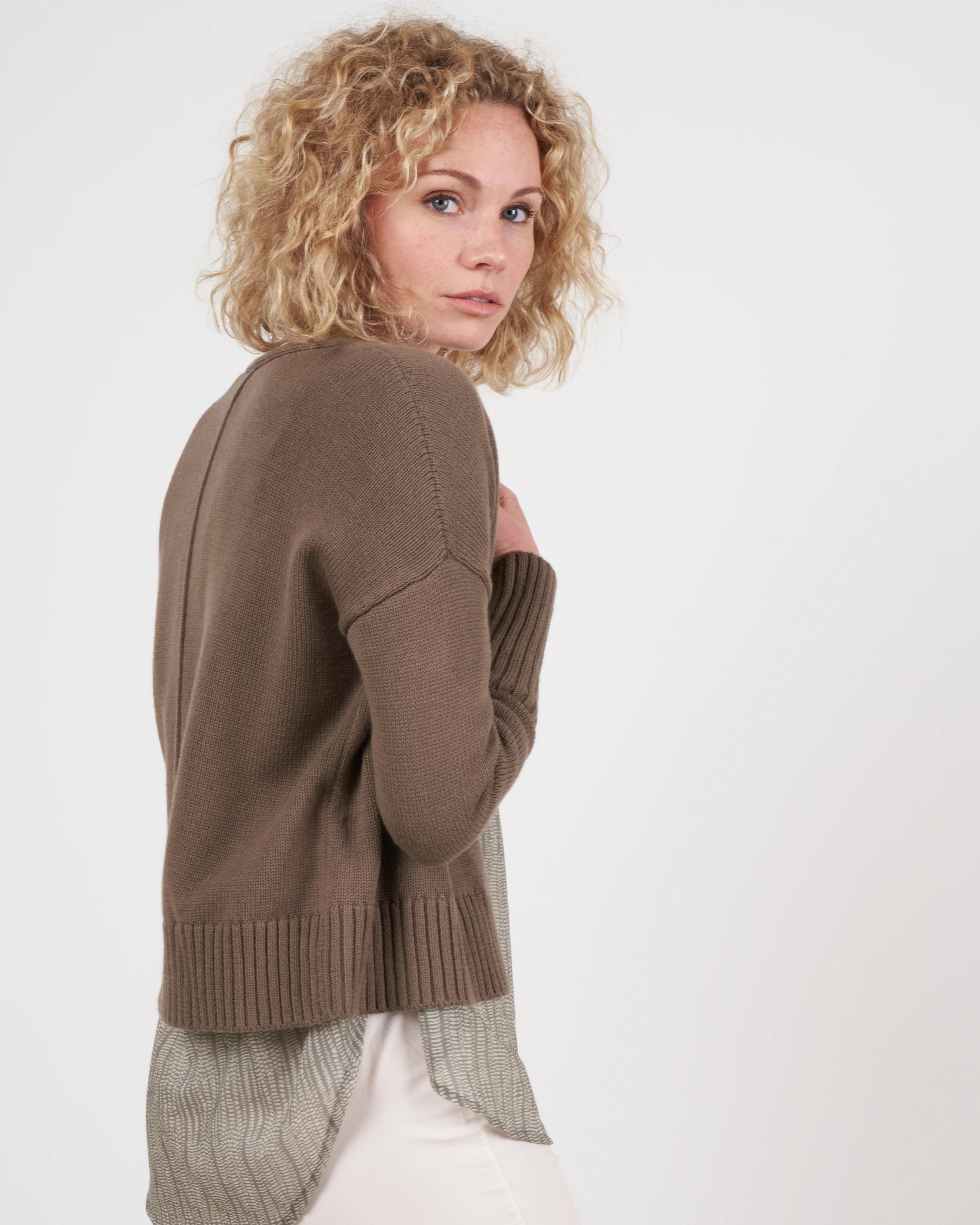 taylor cotton cashmere buttondown - cypress - Image 4