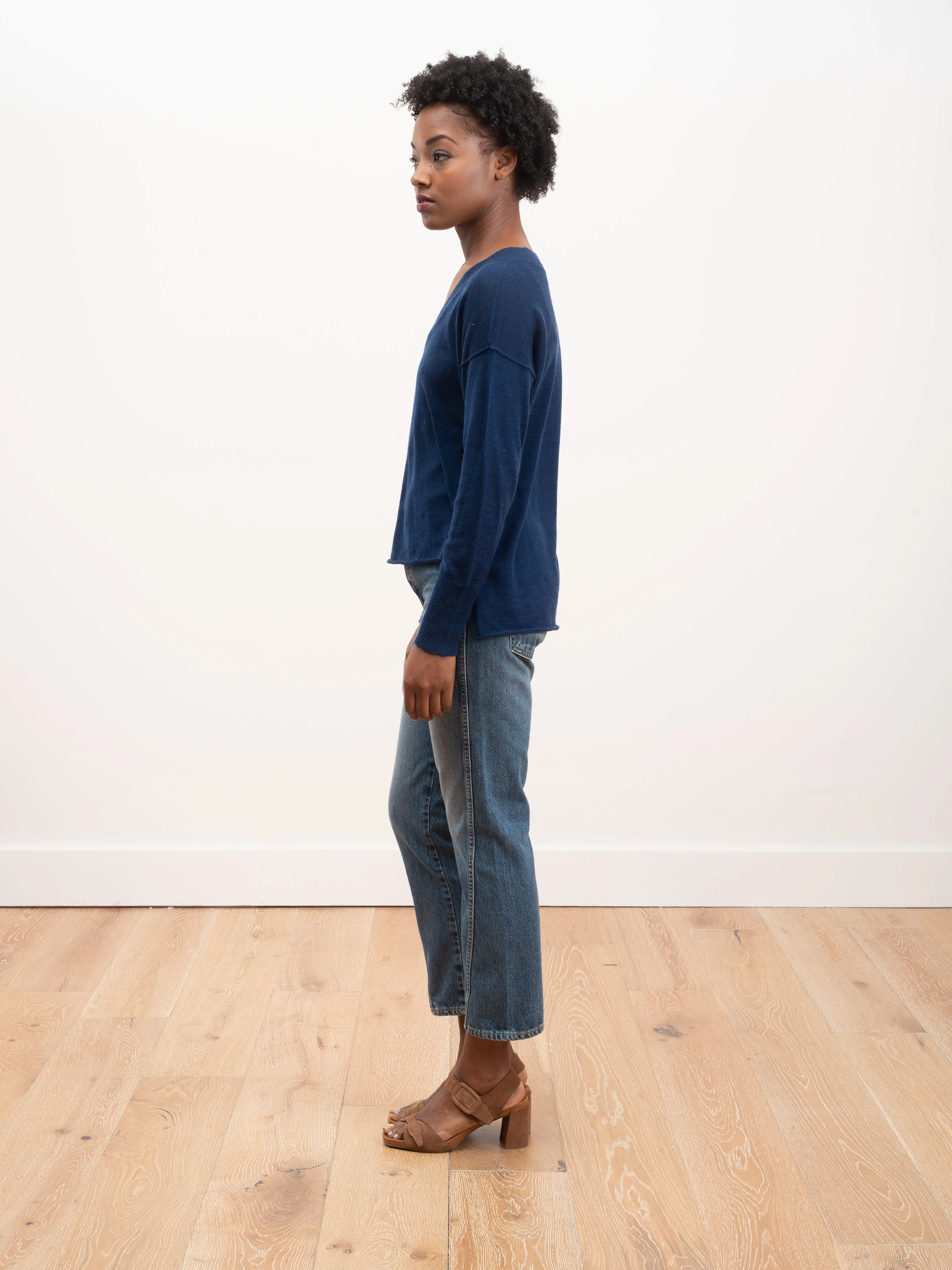 kara v neck sweater - midnight - Image 3