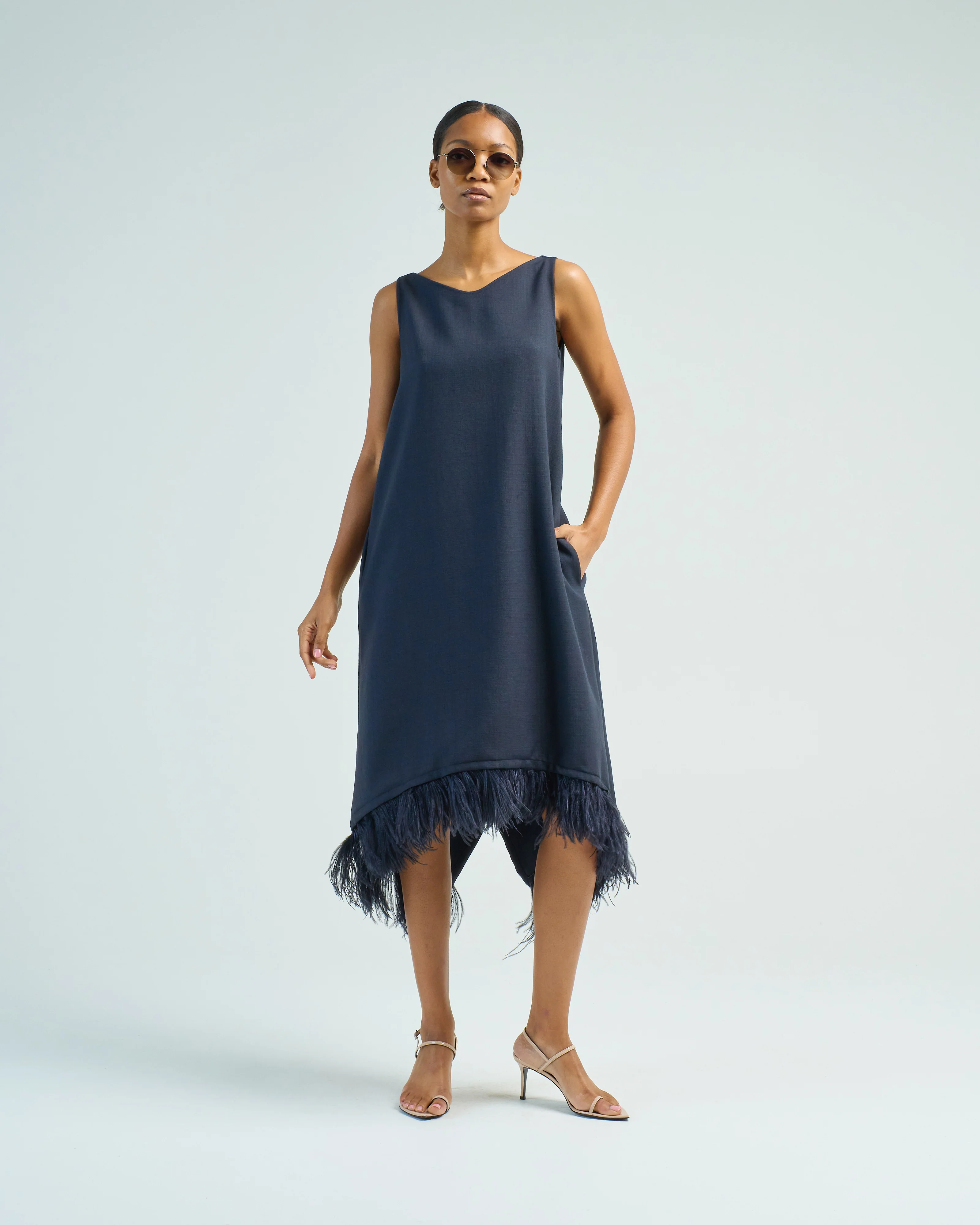 dress with feathers - Image 2