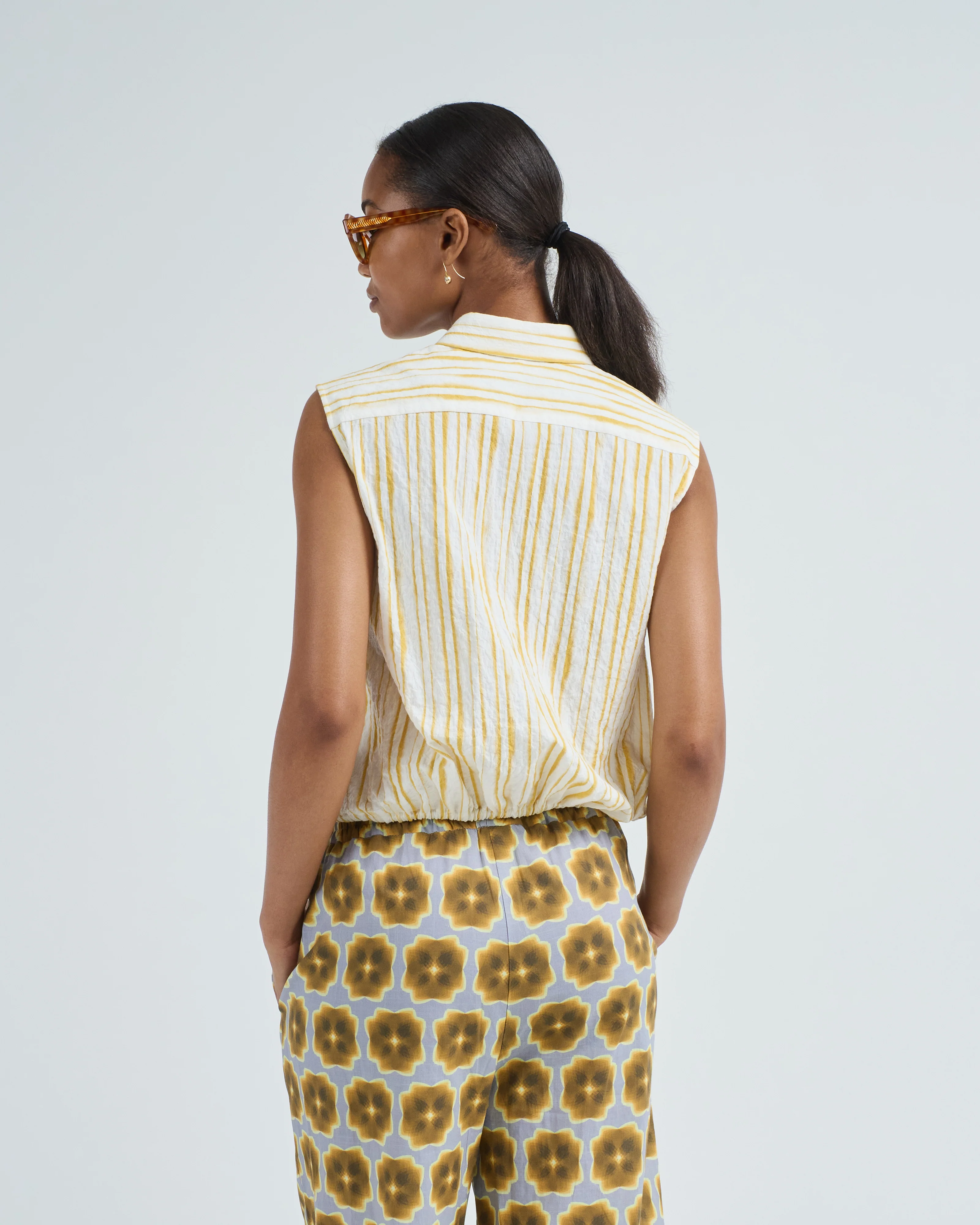 sleeveless collared shirt - Image 5