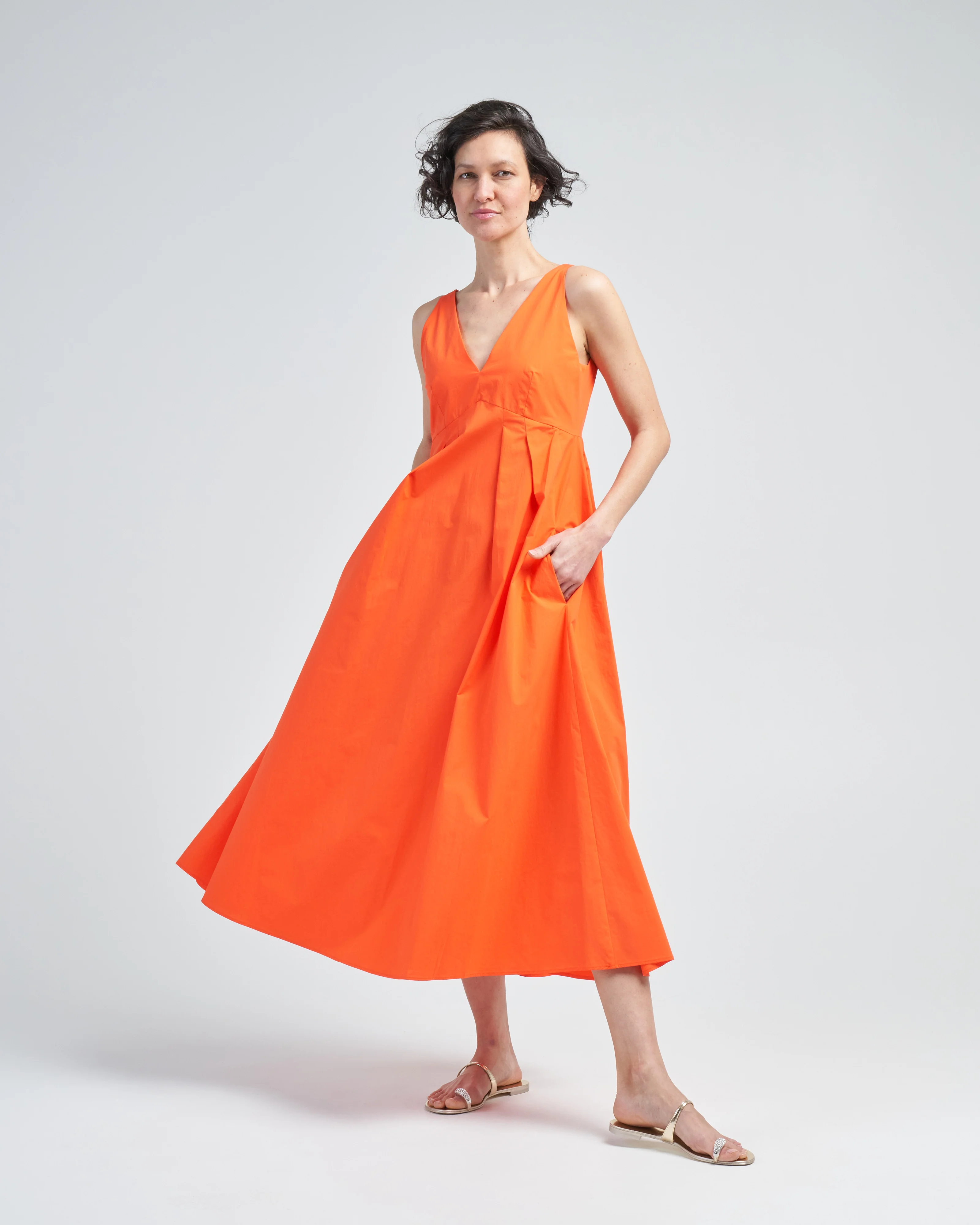 sleeveless vneck dress - Image 2