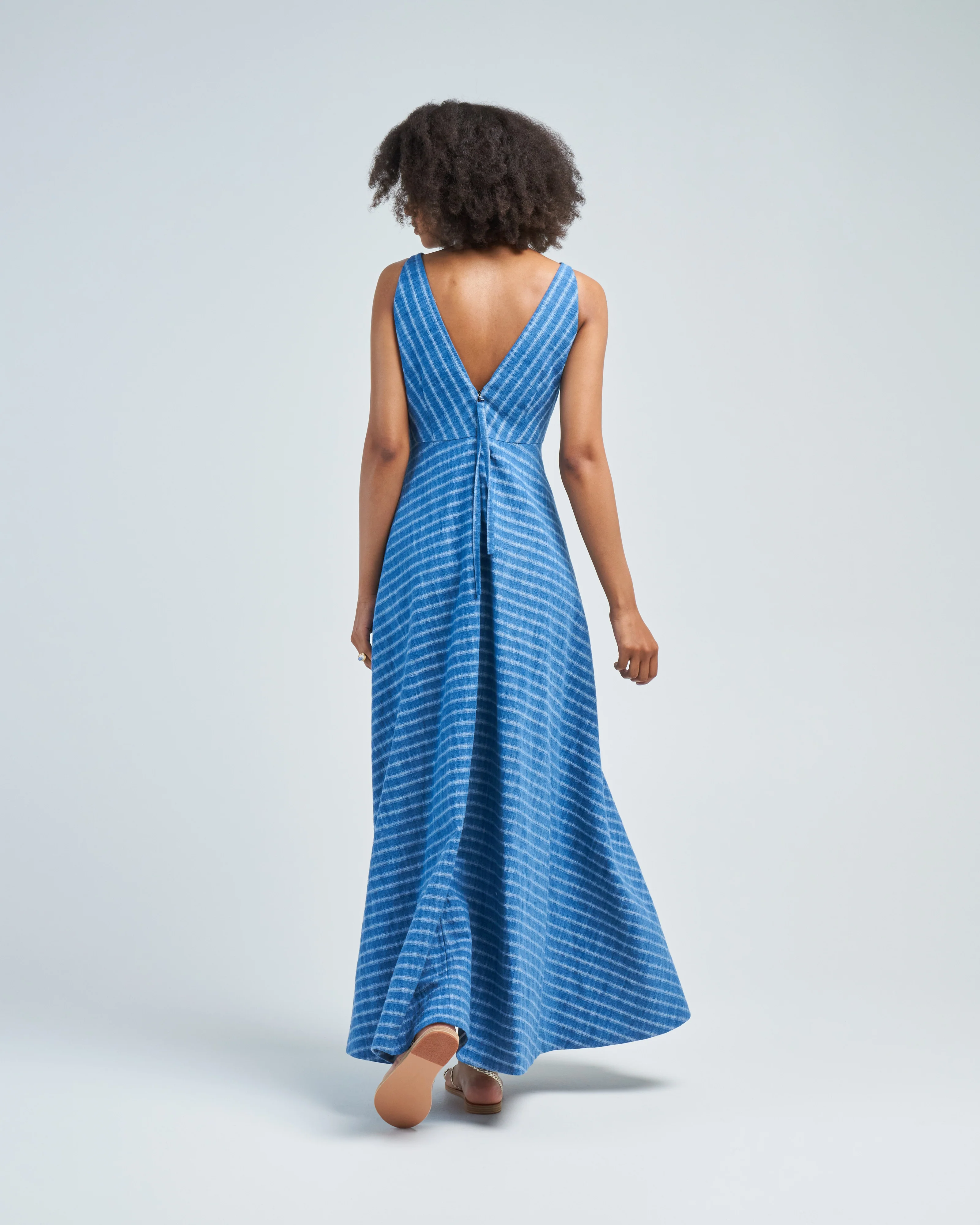 sleeveless vneck dress - Image 4