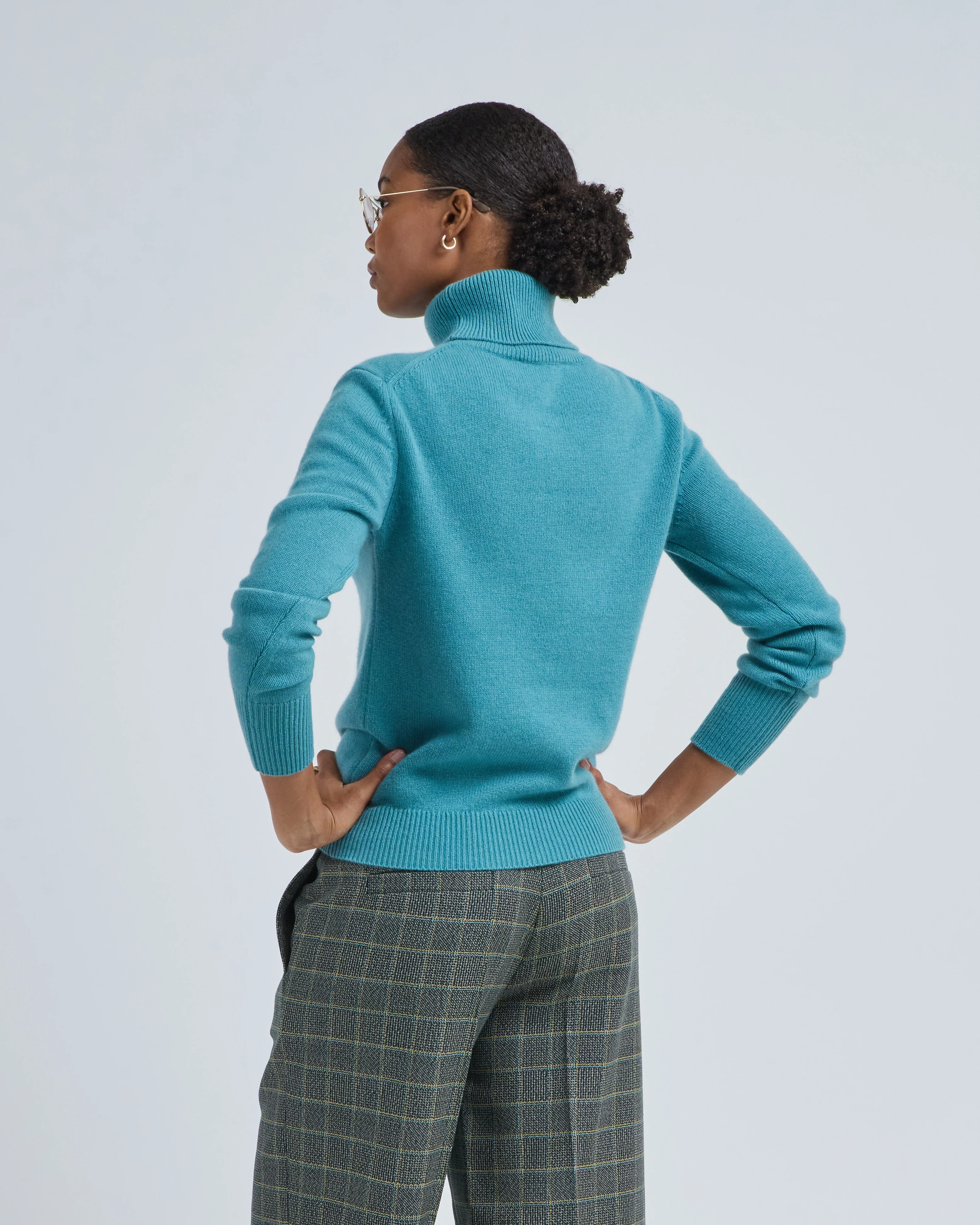 sweater - Image 4