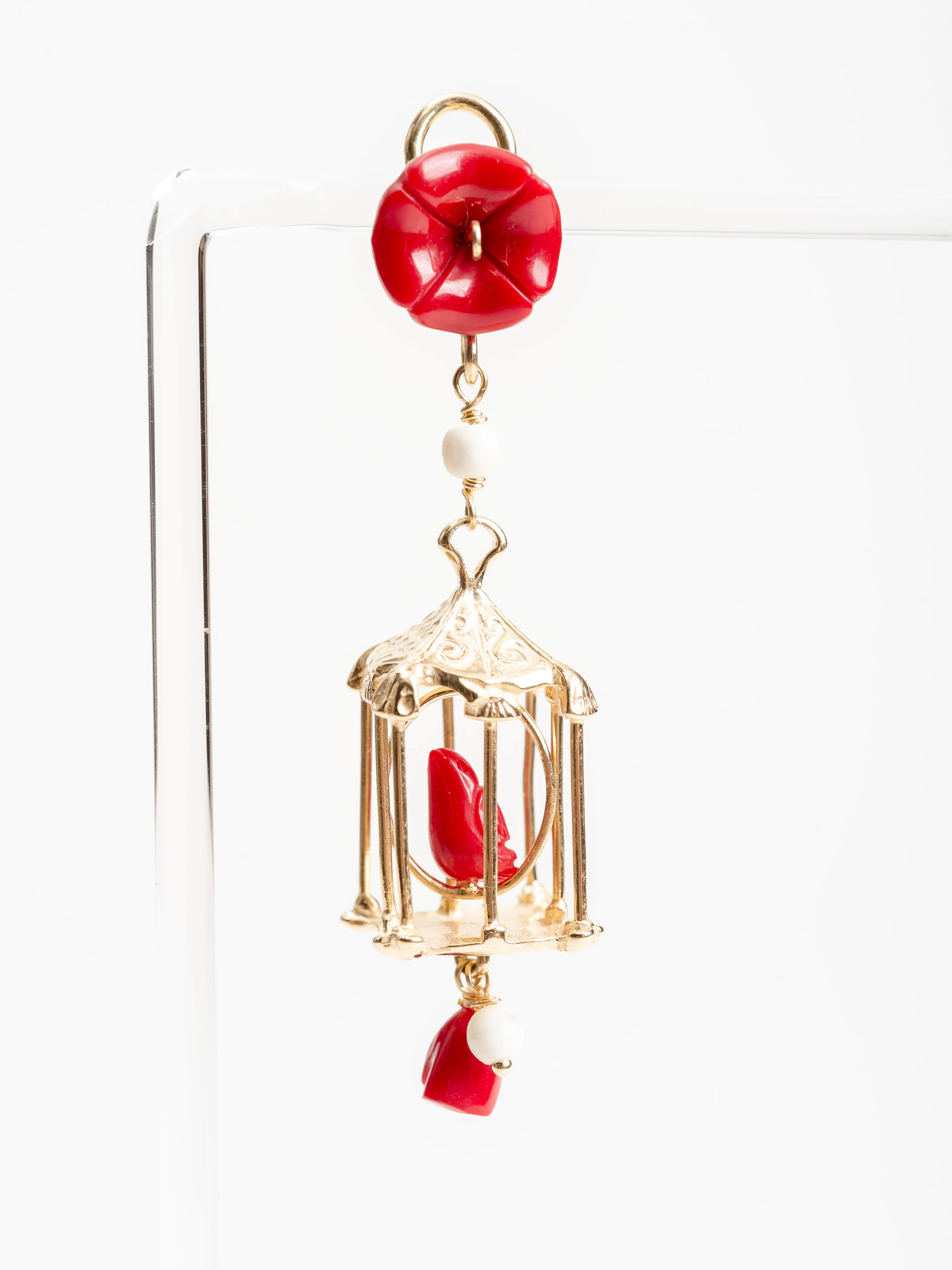 pagoda earrings - ruby - Image 3