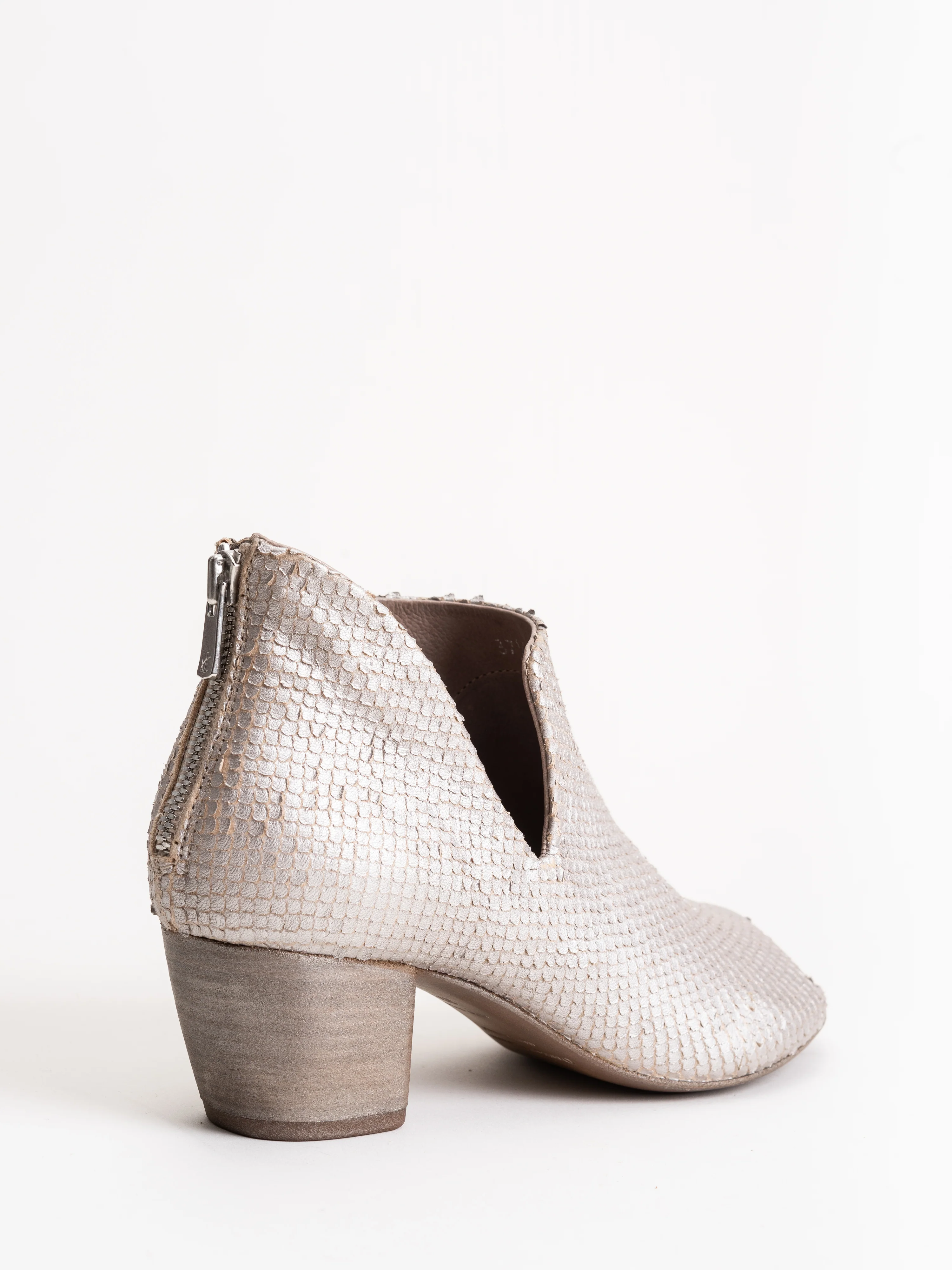 adele boot - metal - Image 5