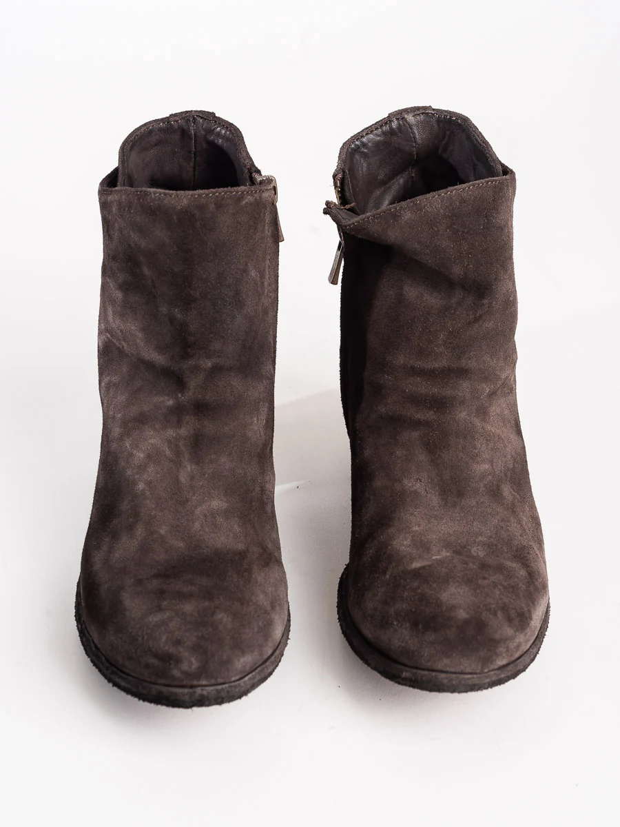 giselle stud boot - Image 3
