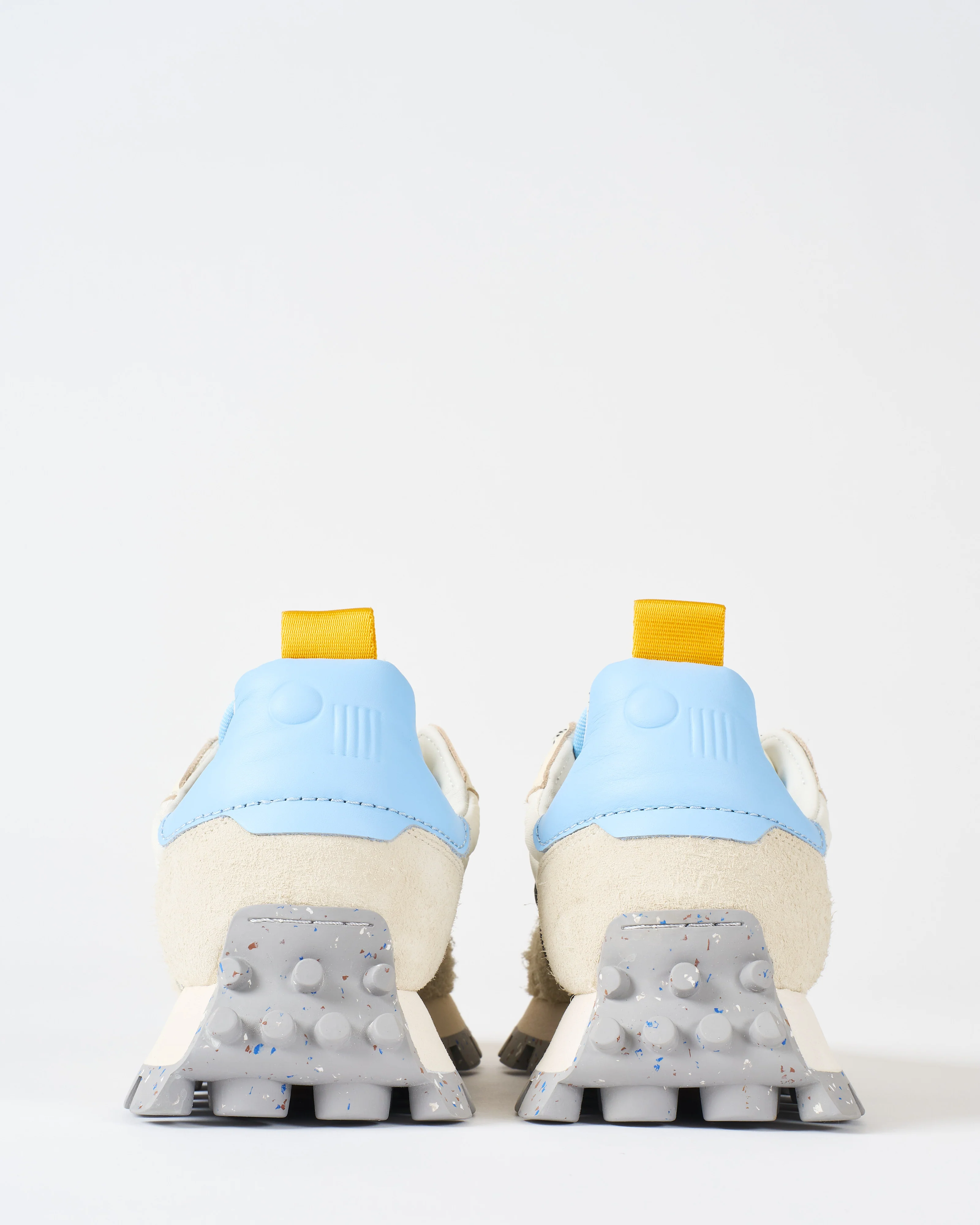 osaka sneaker - Image 3