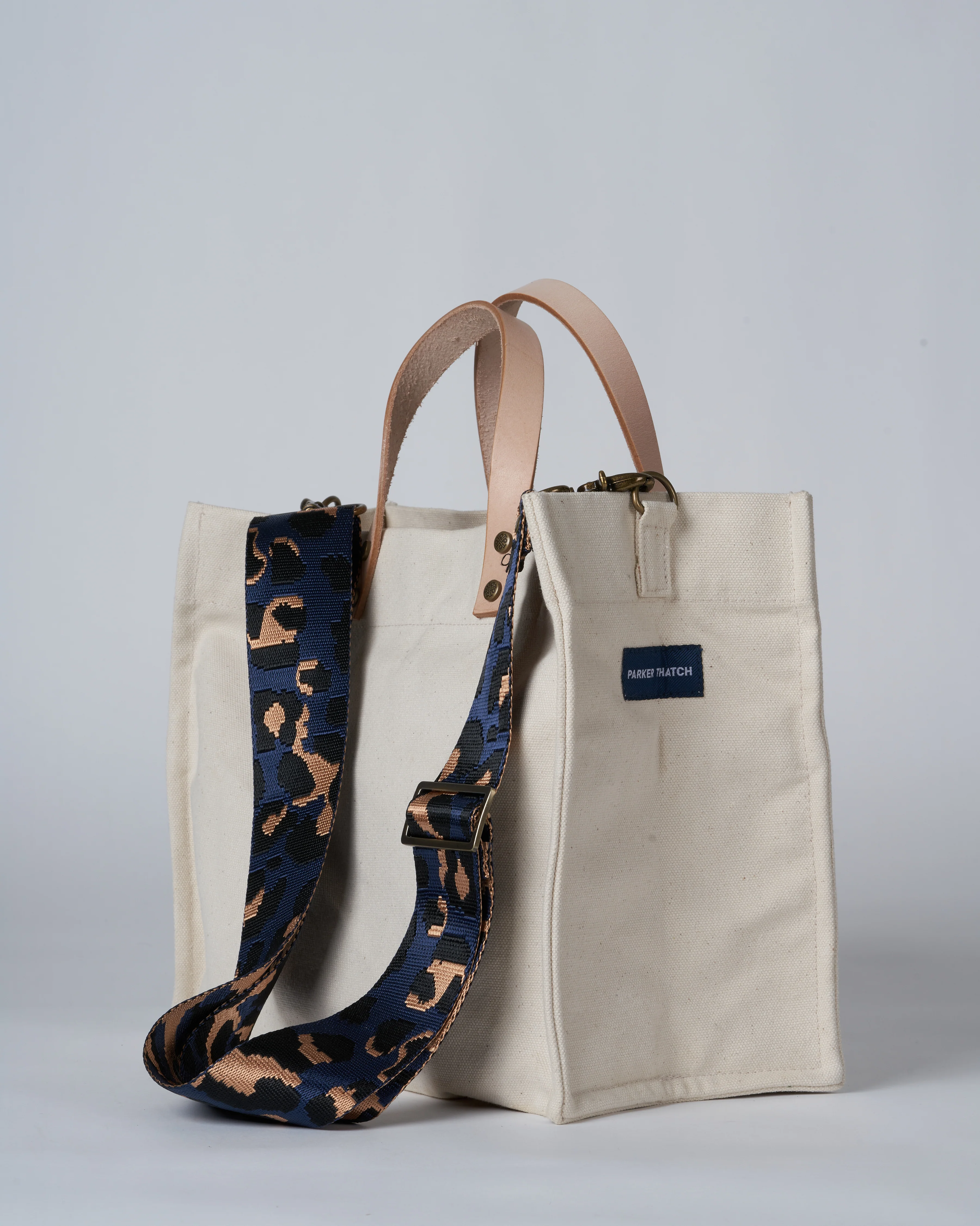 medium mimi - natural with navy leopard straps - Image 4