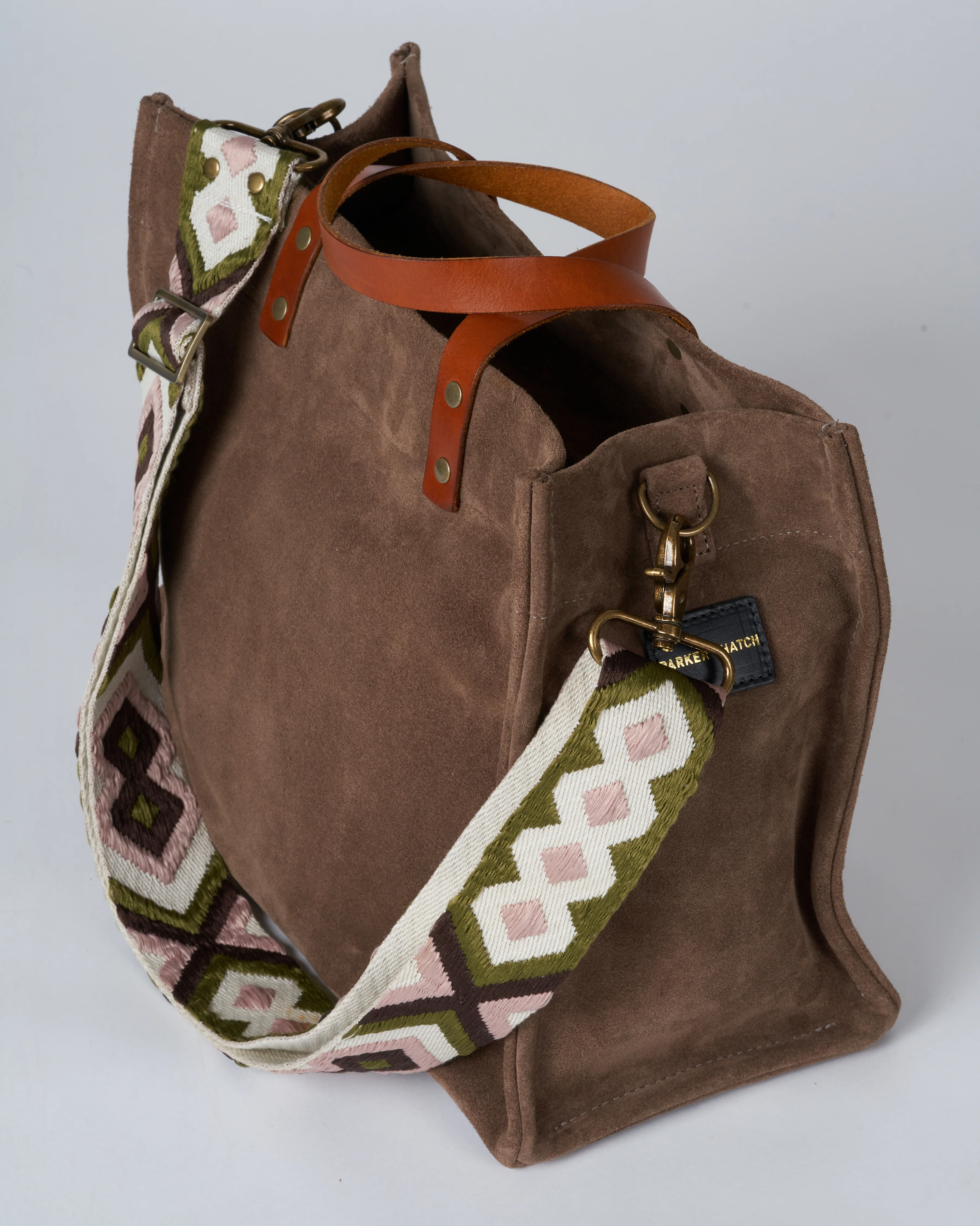 suede medium mimi - taupe with canyon point berry strap - Image 4