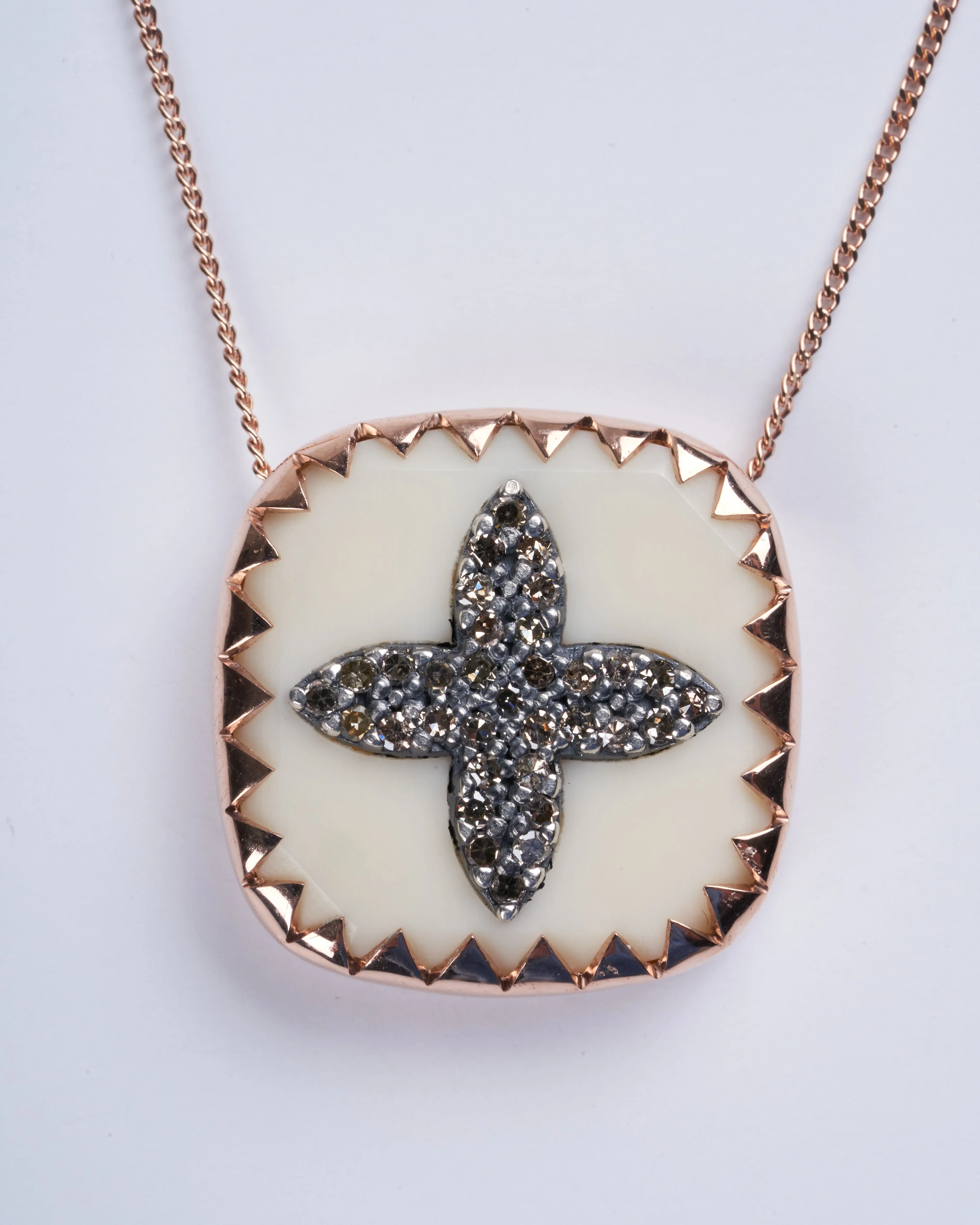 bowie necklace- gold - Image 4
