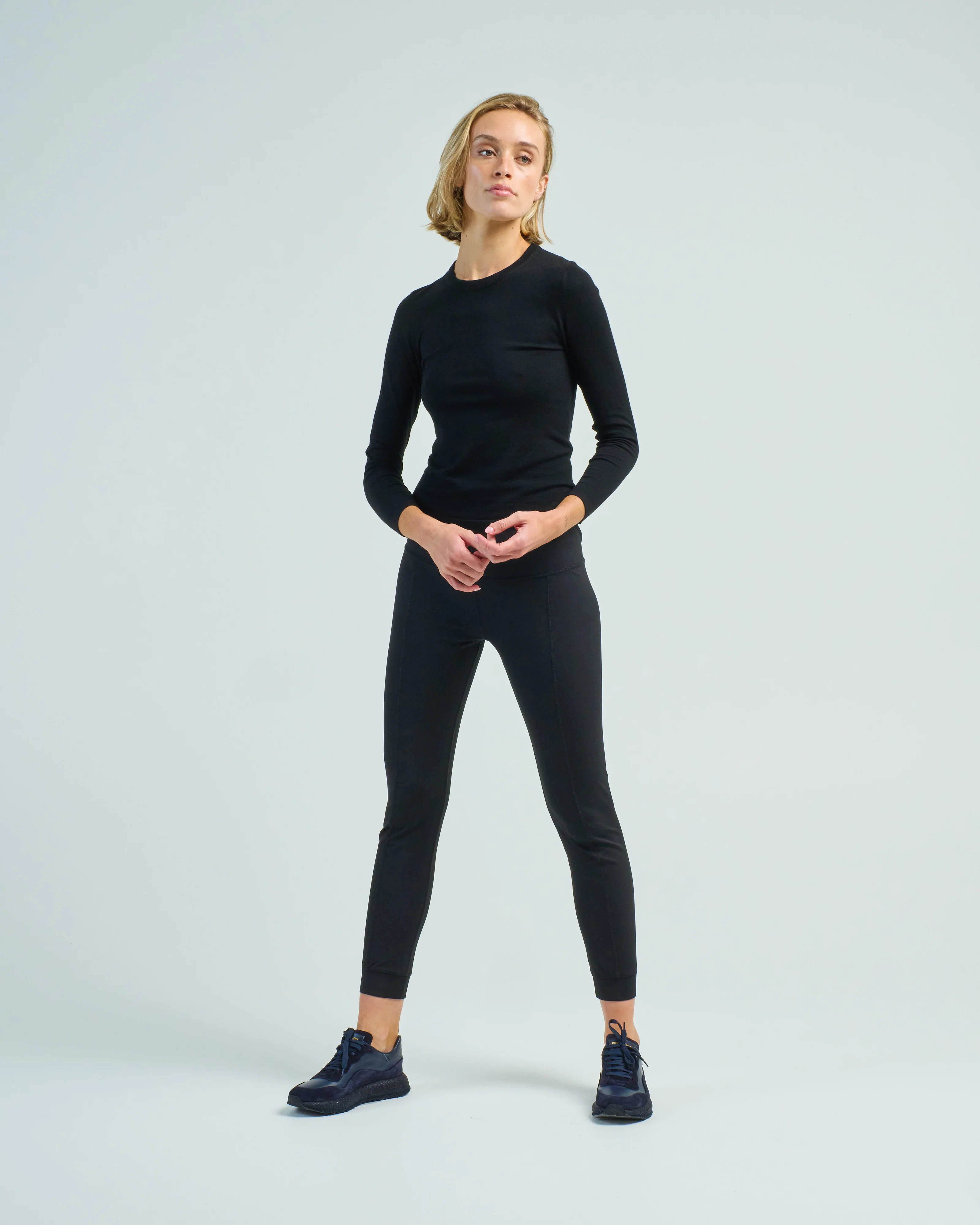 extra fine merino fitted crew - Image 2