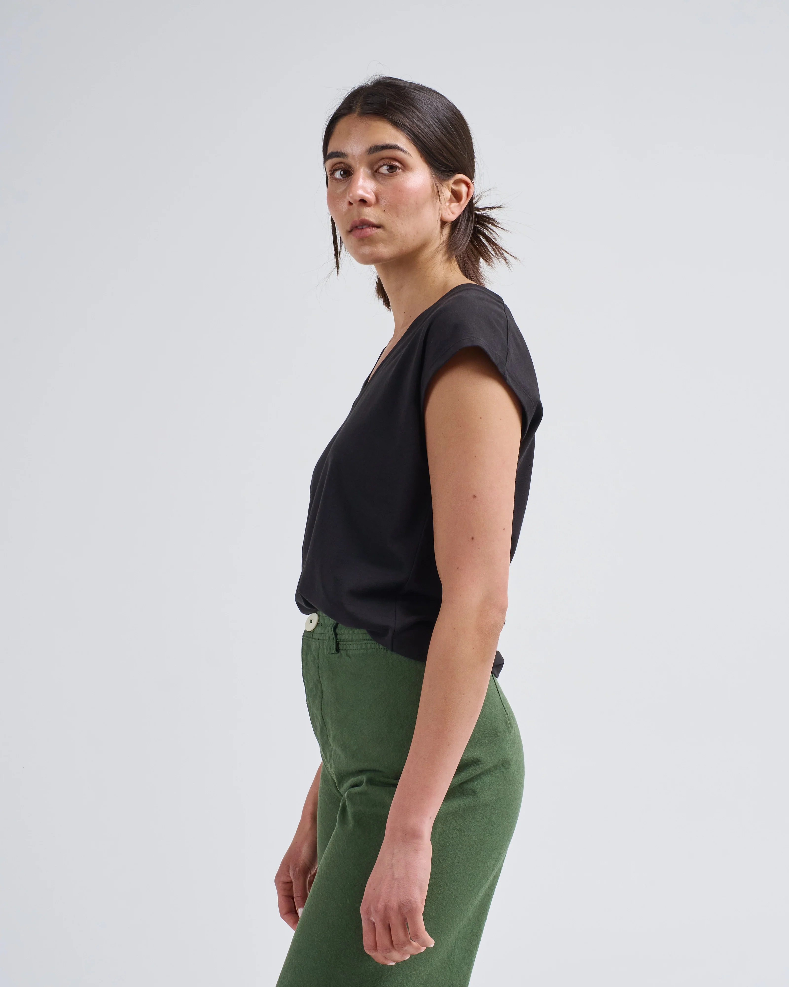 ss iconic vneck dolman tee - Image 3