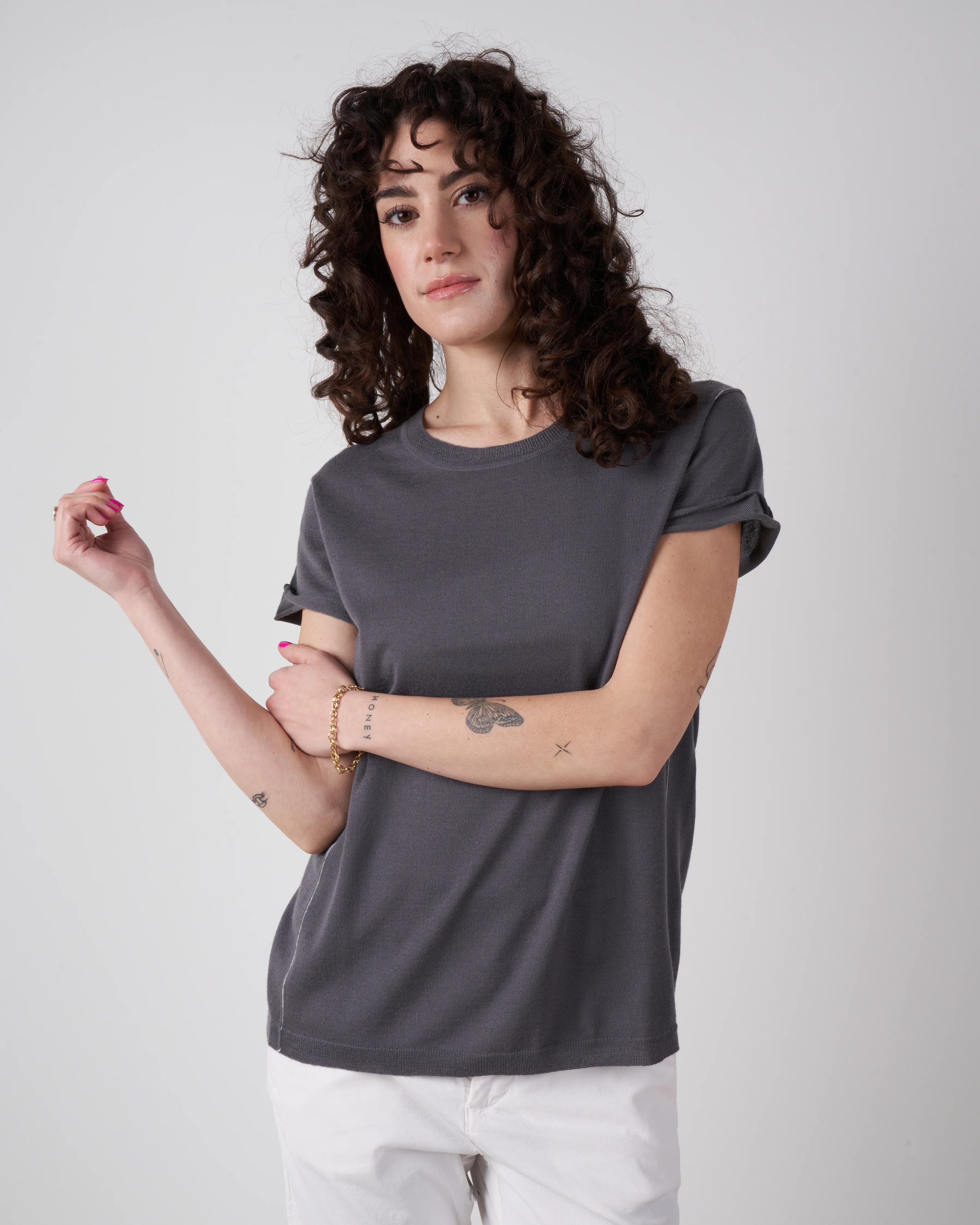 baby tee - basalt