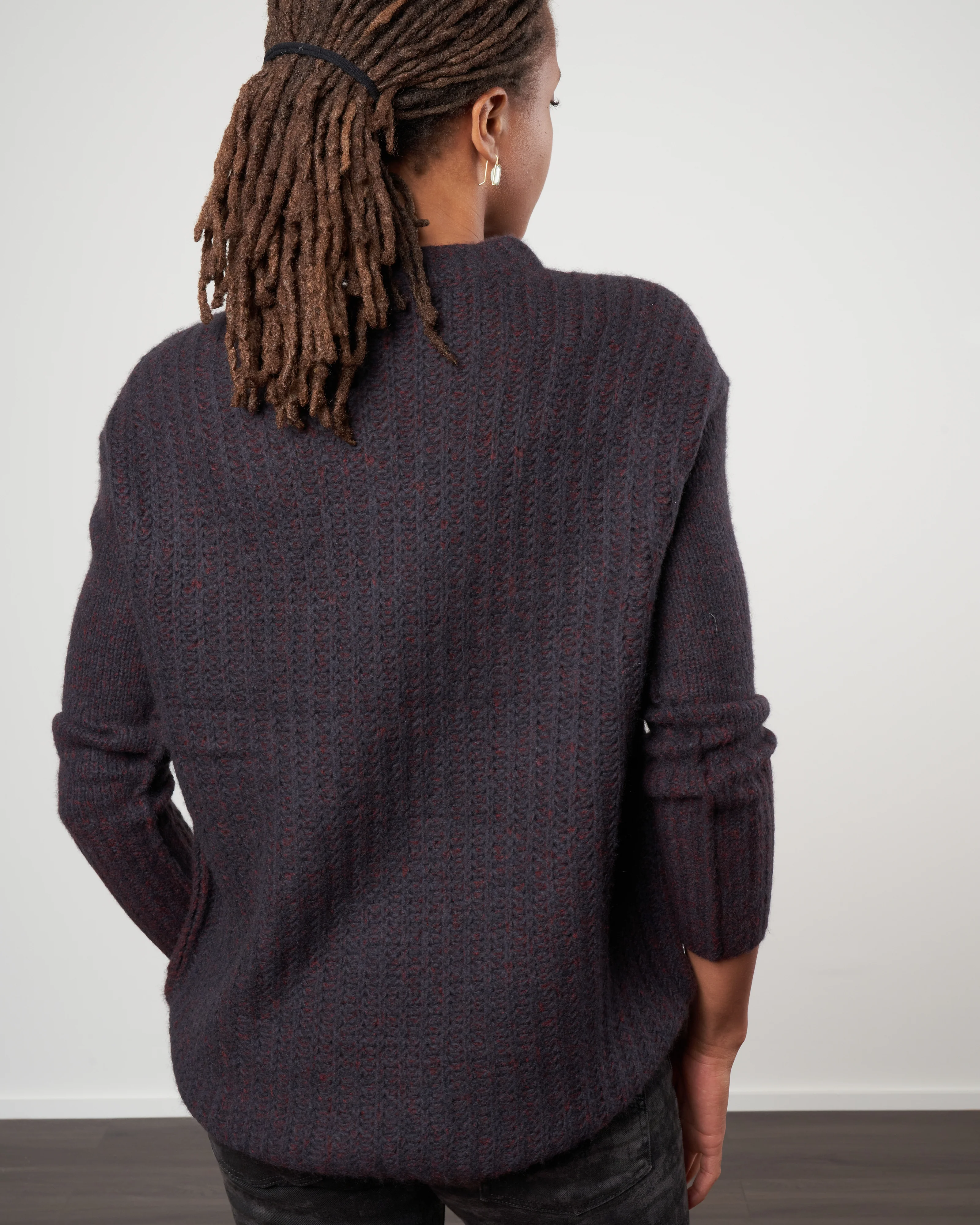 double dreamy cashmere crew - shiraz/black - Image 4