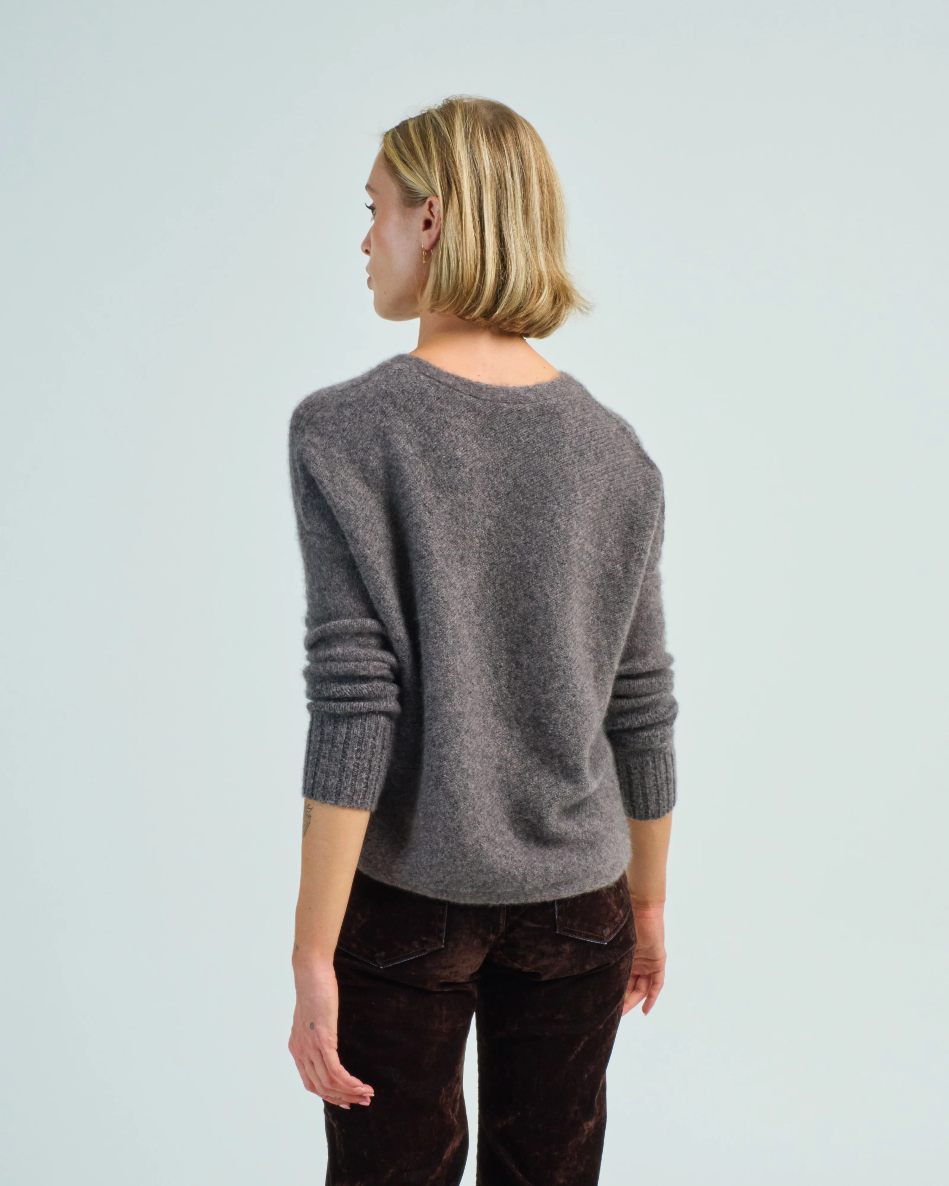 dreamy two tone pullover - Image 4