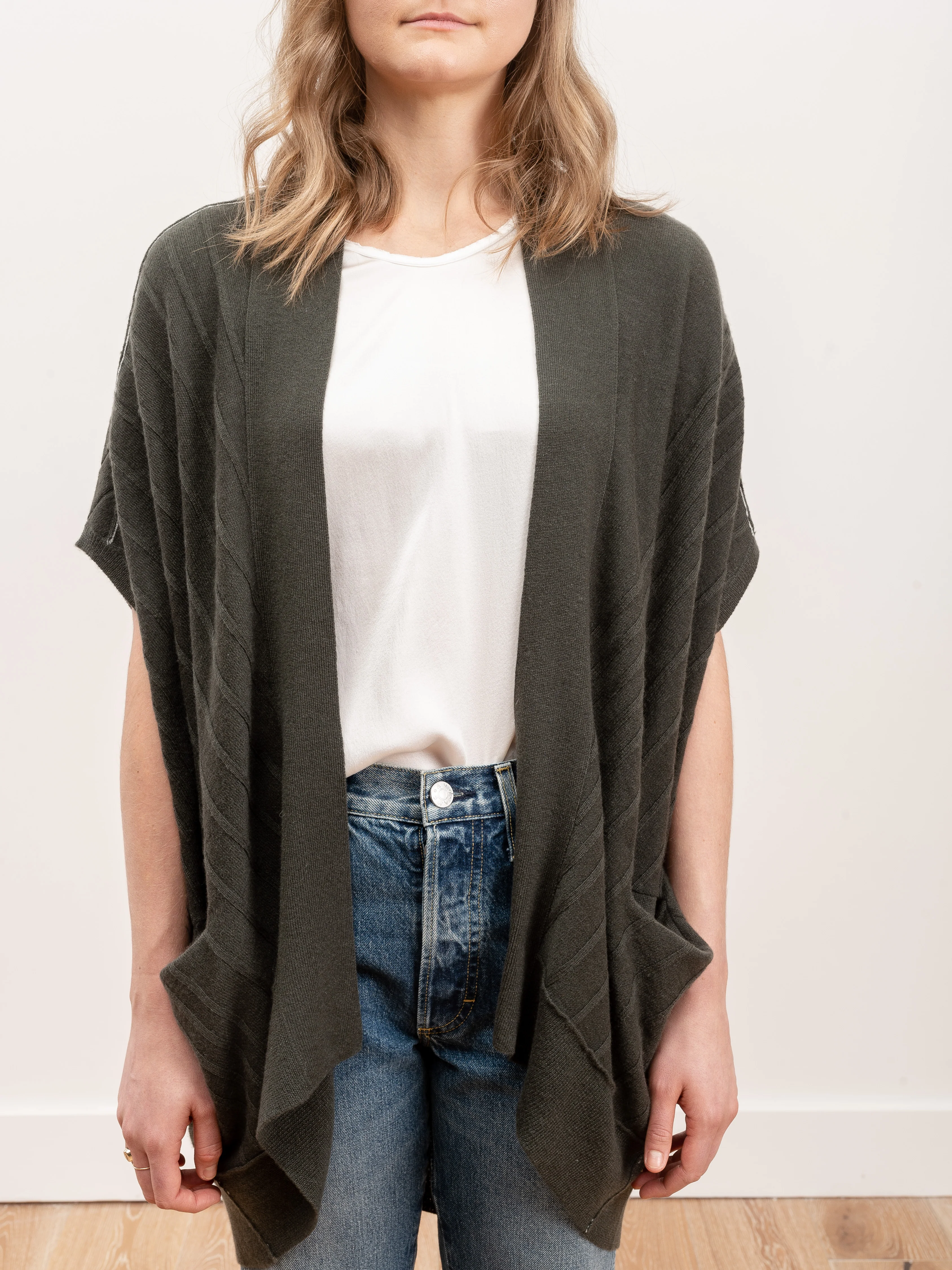 high low vest - olive - Image 3