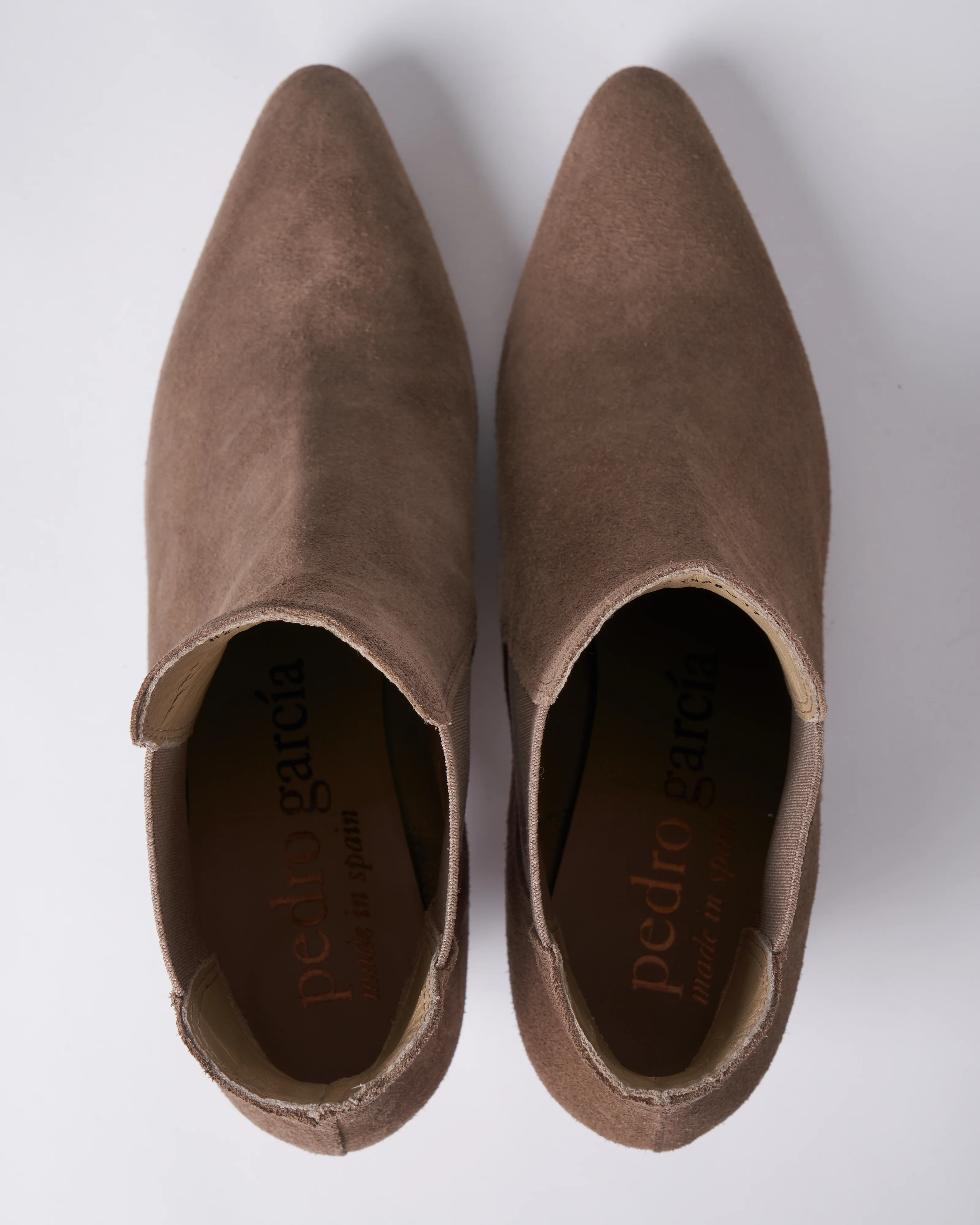 amara-ve_i21 - cumin velour 02 - Image 4