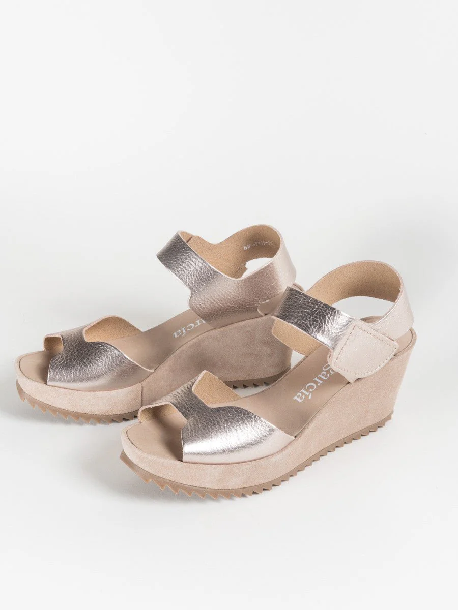 fama wedge - Image 7